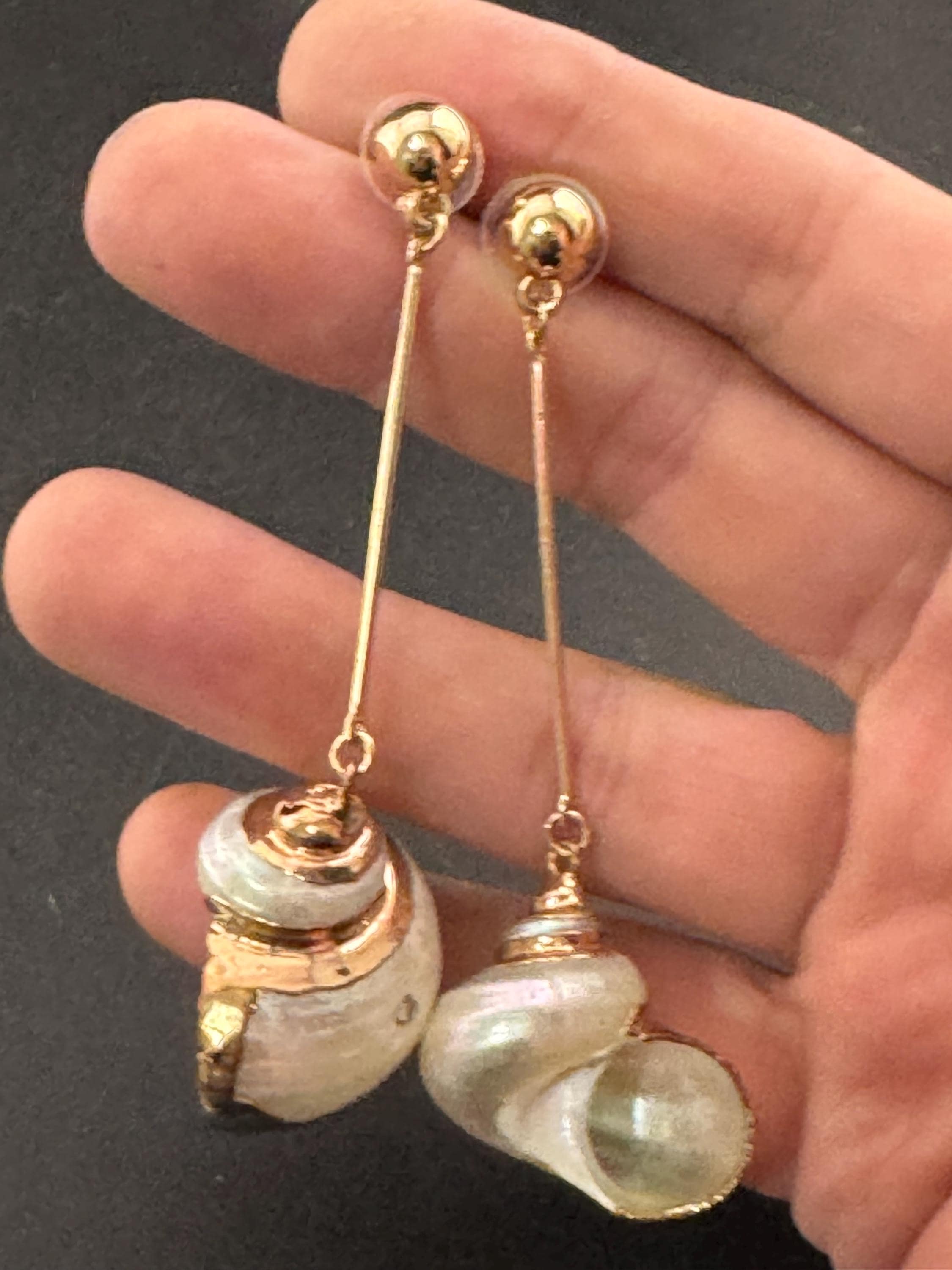 Oversized very long 7cm retro gold tone natural seashell shell nautical summer dangly drop earrings for pierced ears