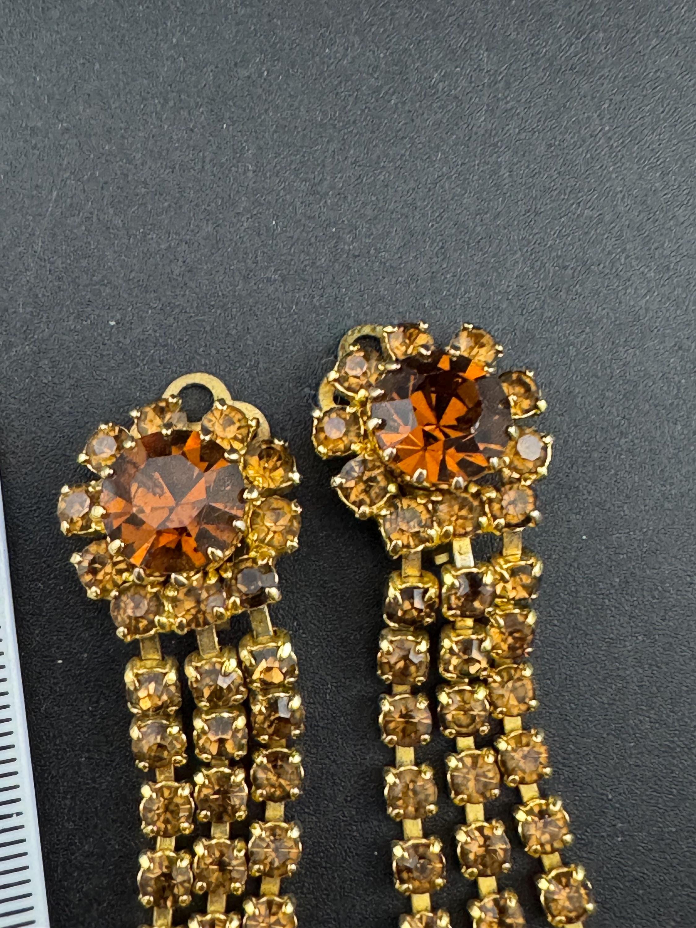 Vintage 1960s Cognac Rhinestone Clip On Earrings