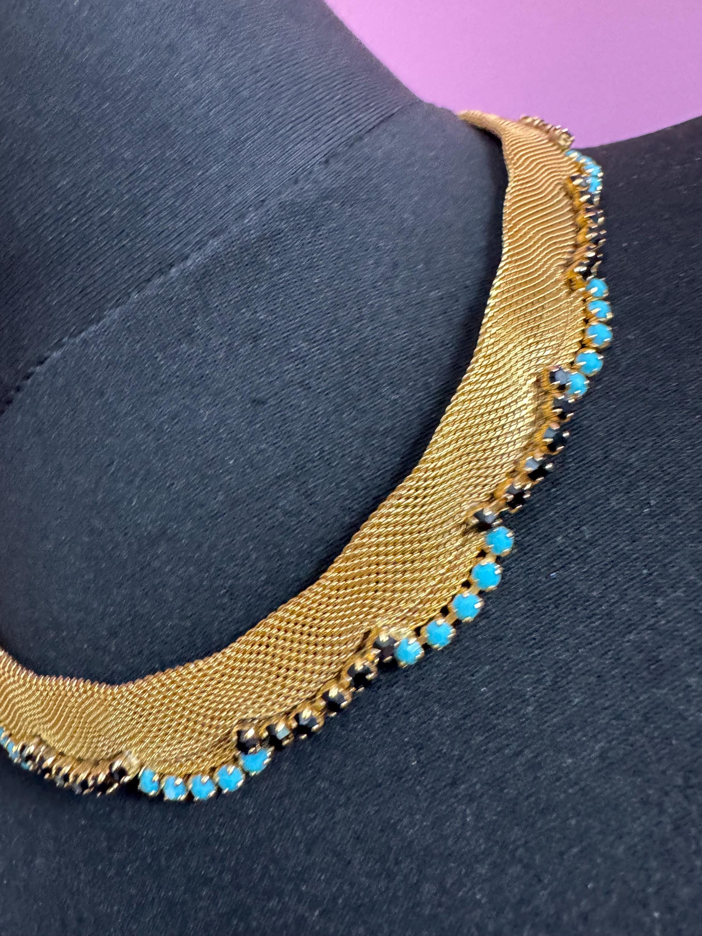 Vintage 1960s gold tone mesh scalloped choker necklace with turquoise and black glass rhinestones