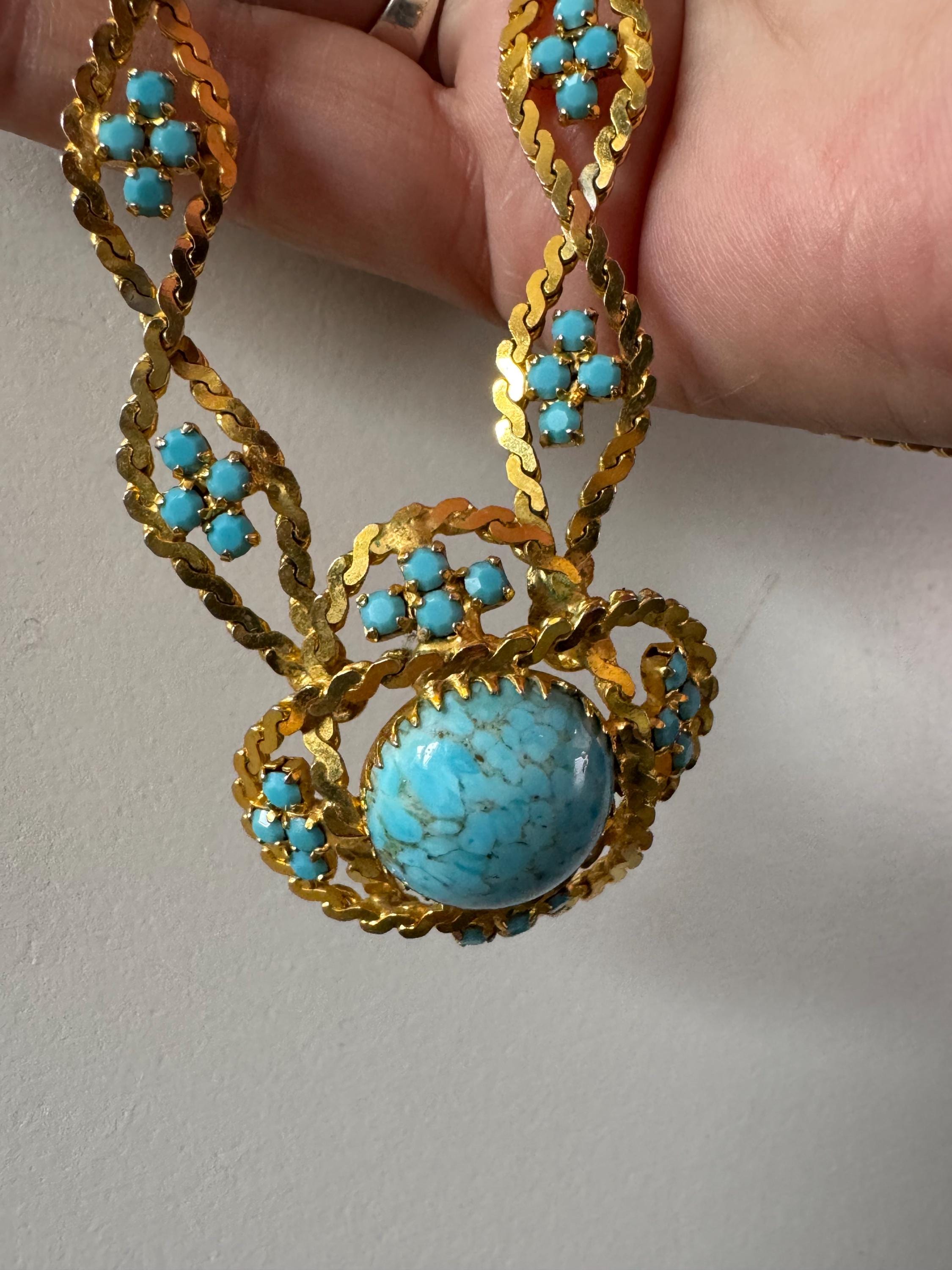 Vintage 1960s Serpentine Lariat Necklace: Gold Tone & Turquoise Cabochon