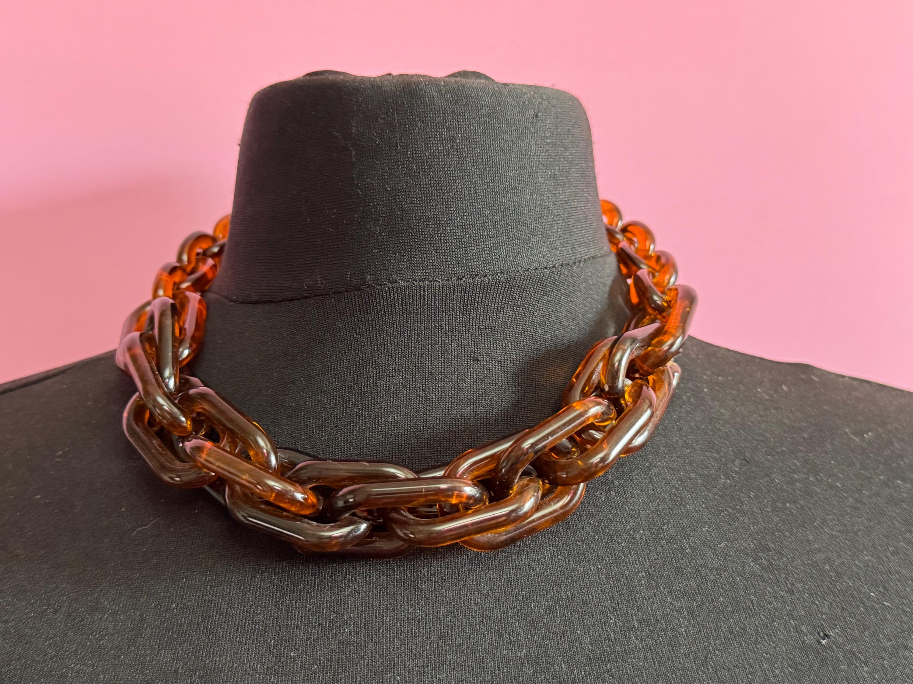 retro oversized brown faux tortoiseshell acrylic plastic chain link chunky necklace