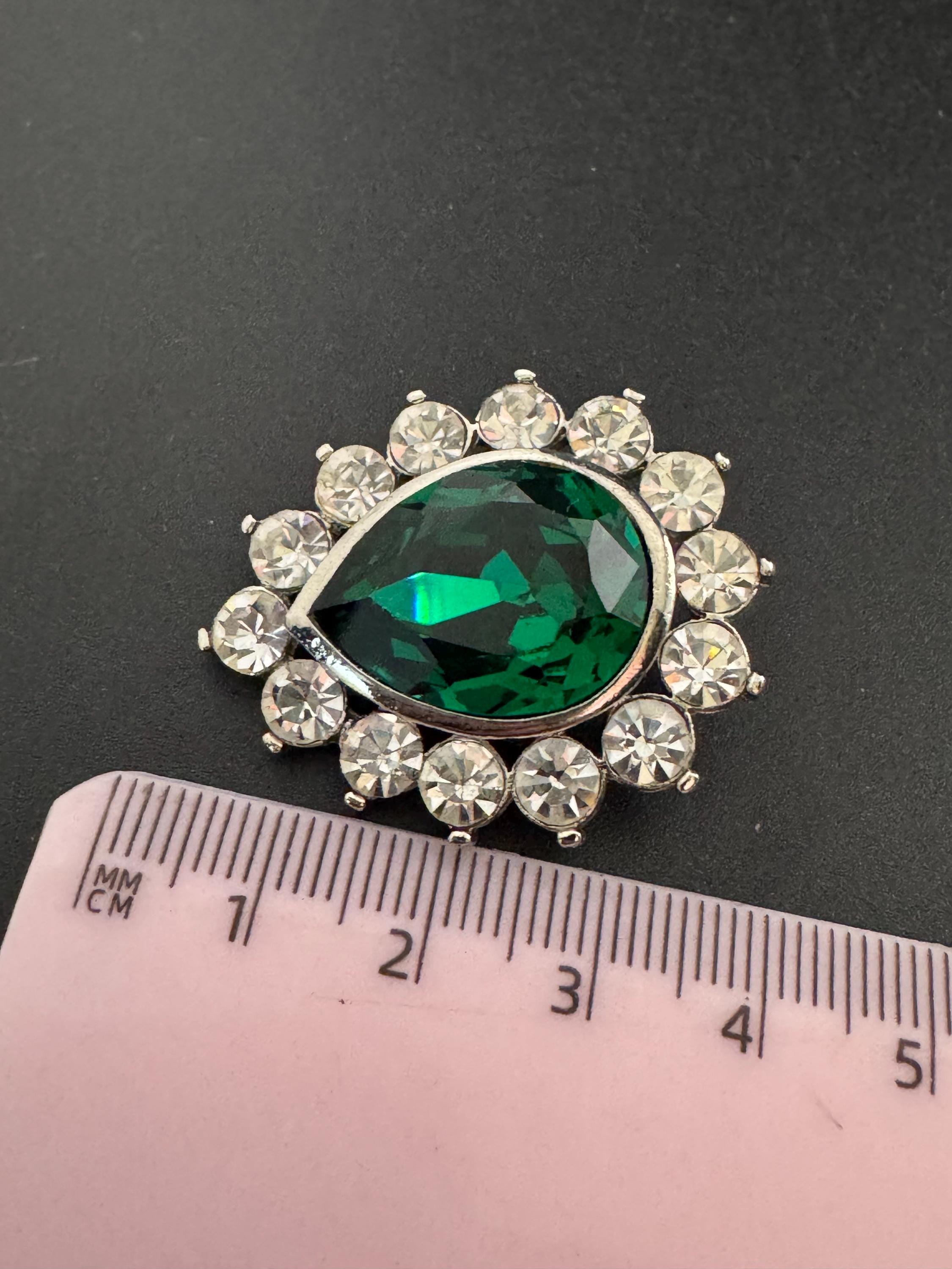 Vintage Emerald Green Swarovski Crystal Teardrop Earrings: 1980s Silver Tone