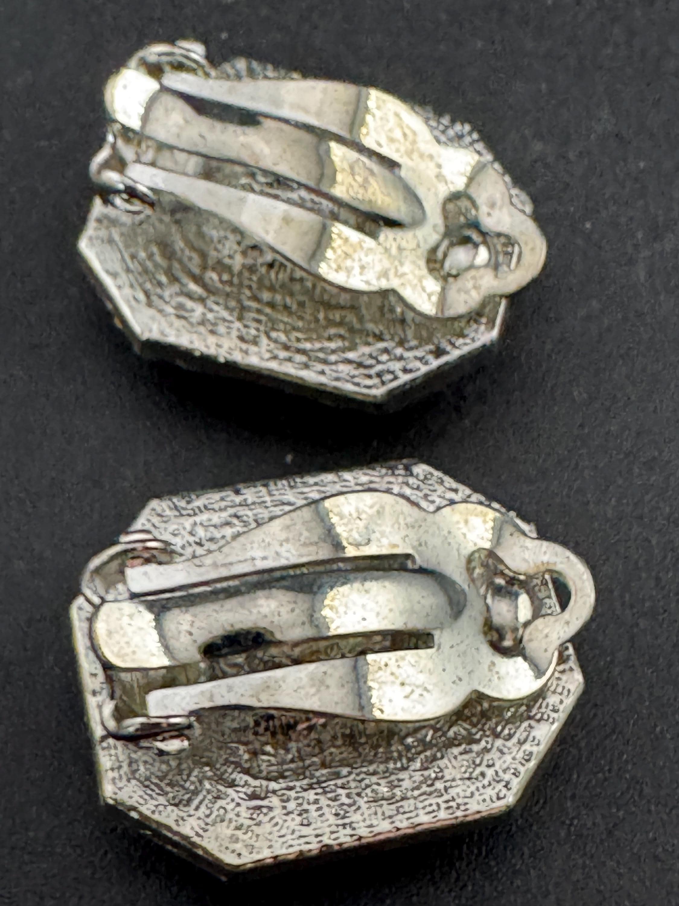 2cm clear Swarovski crystal octagon clip on earrings 1980s