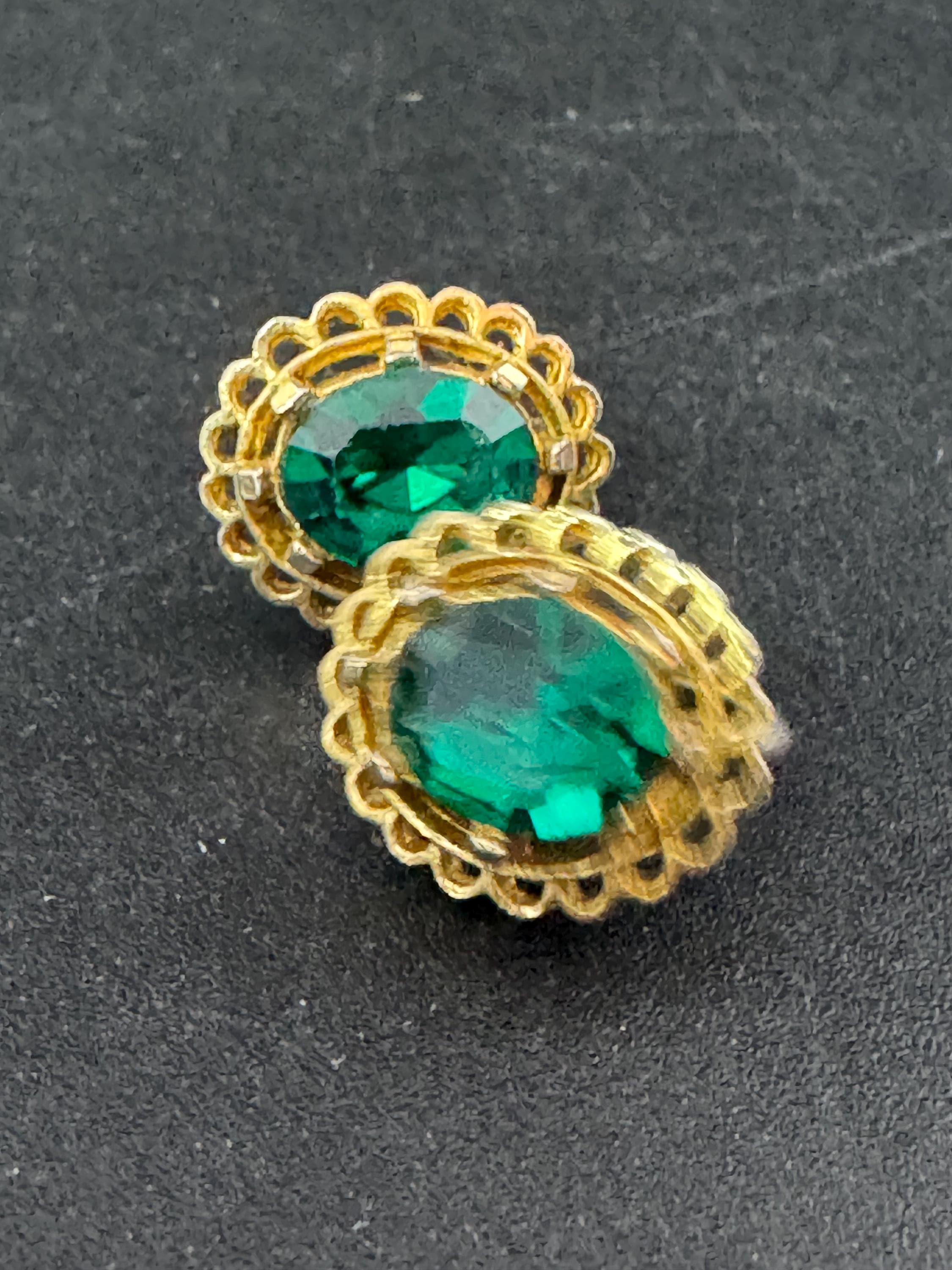 Vintage Gold Tone Green glass diamanté Clip On Earrings, Emerald Rhinestone studs