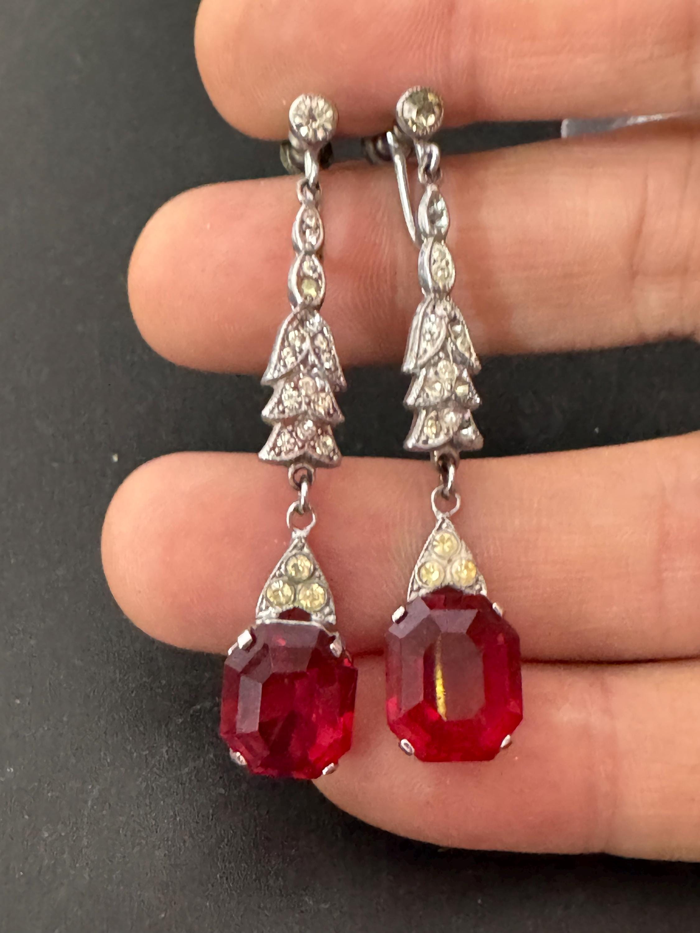 Vintage pink ruby Rhinestone Long Drop screw back Clip on Earrings