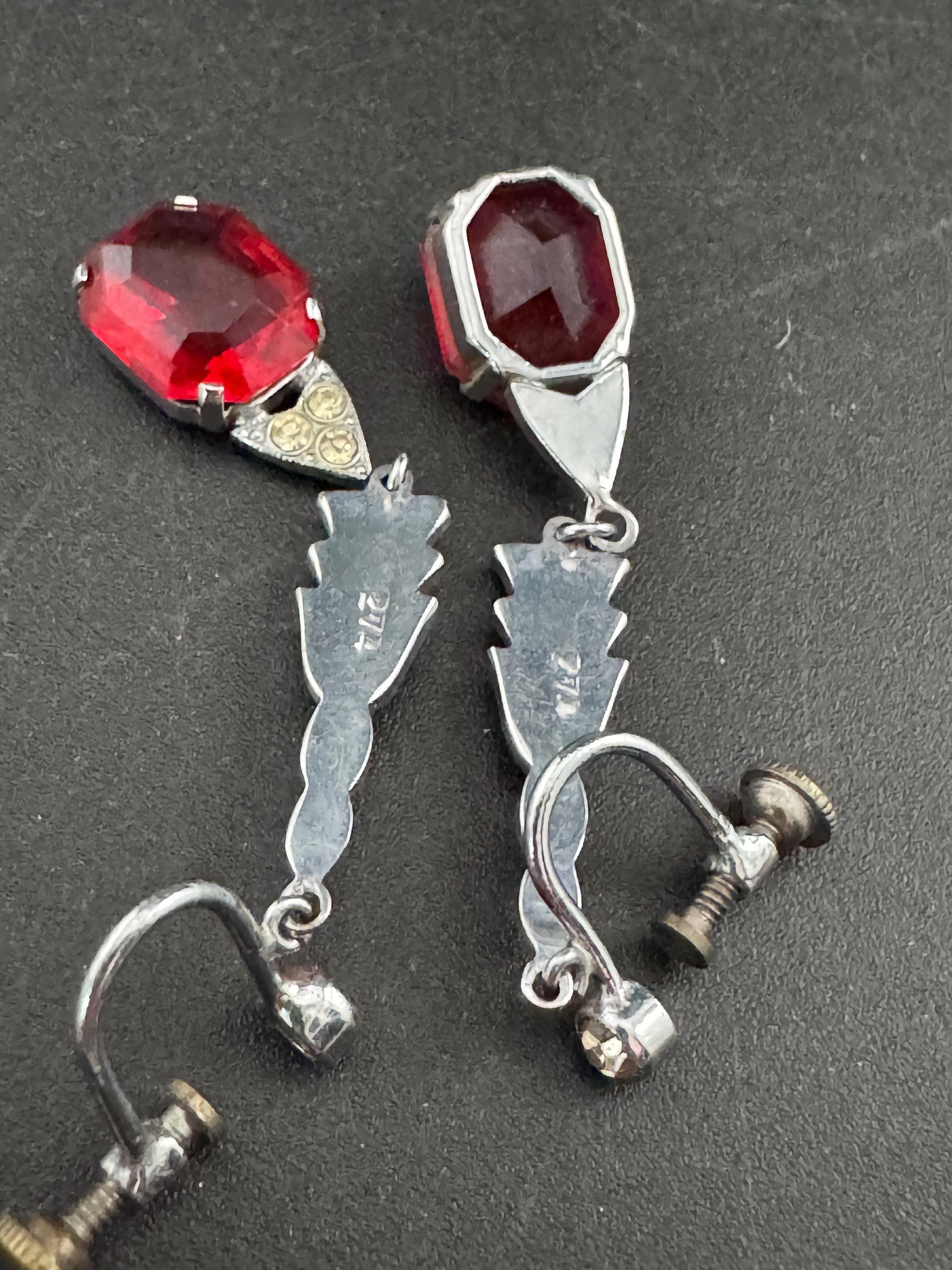 Vintage pink ruby Rhinestone Long Drop screw back Clip on Earrings