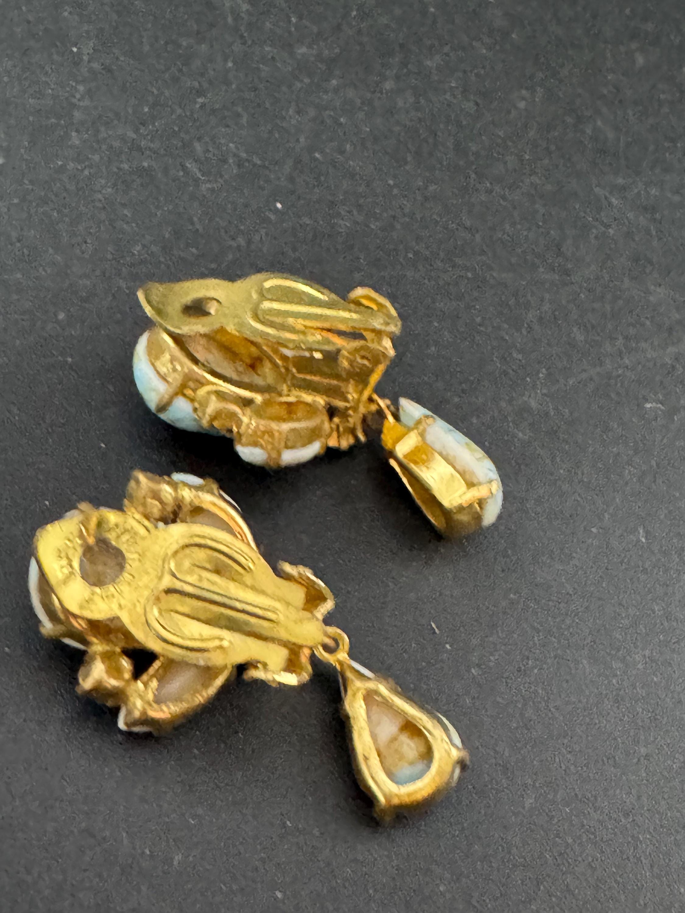 Vintage west German turquoise beaded sapphire rhinestone dangly clip on earrings, art deco