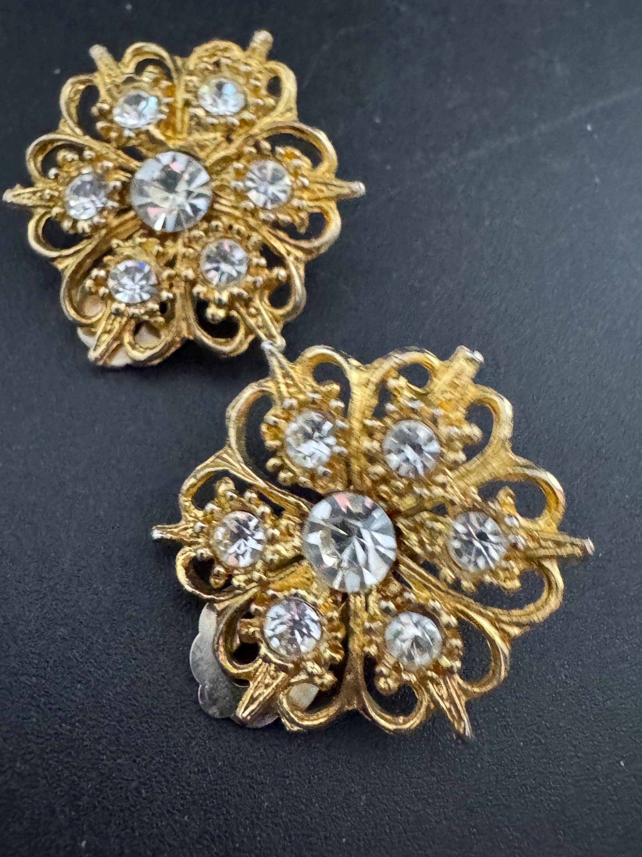 Vintage gold tone clear diamanté 3cm floral clip on earrings mid century