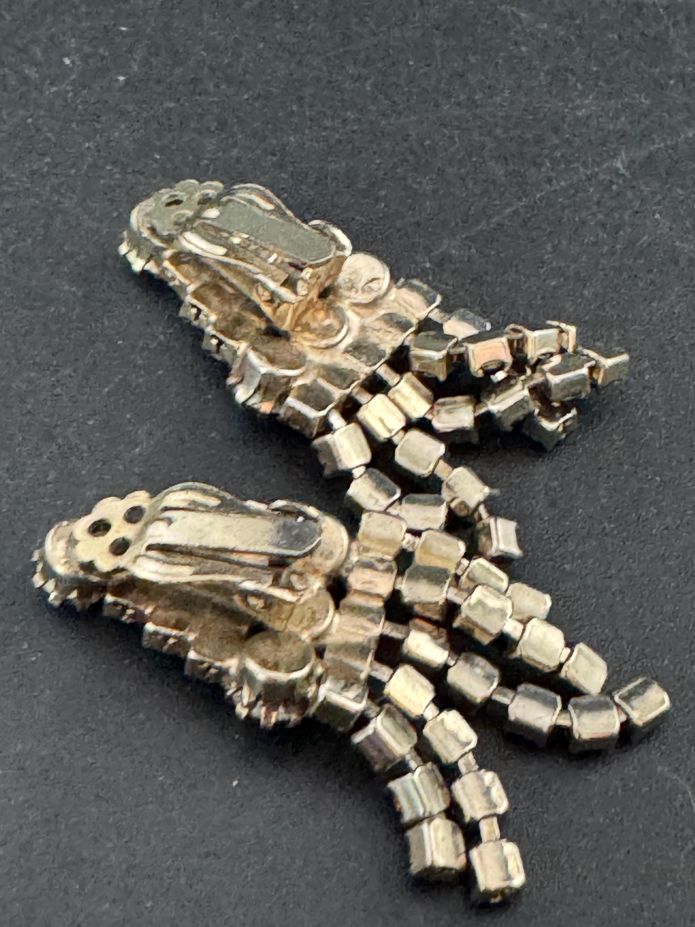 Vintage 1960s AB and brown cognac glass gold tone rhinestone clip On drop Earrings