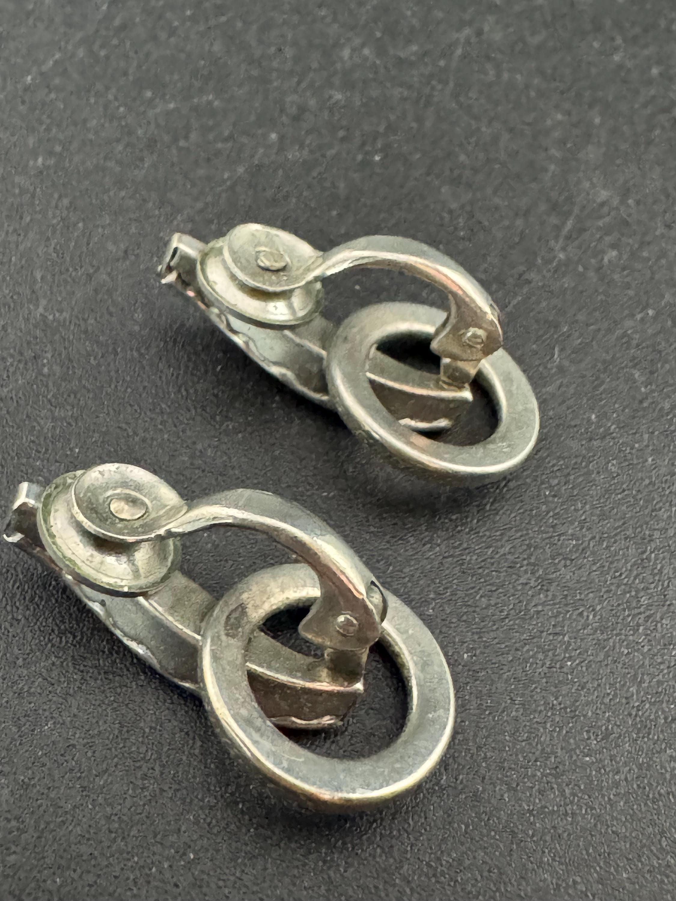 Vintage 1940s silver tone clear diamanté paste stud clip on earrings
