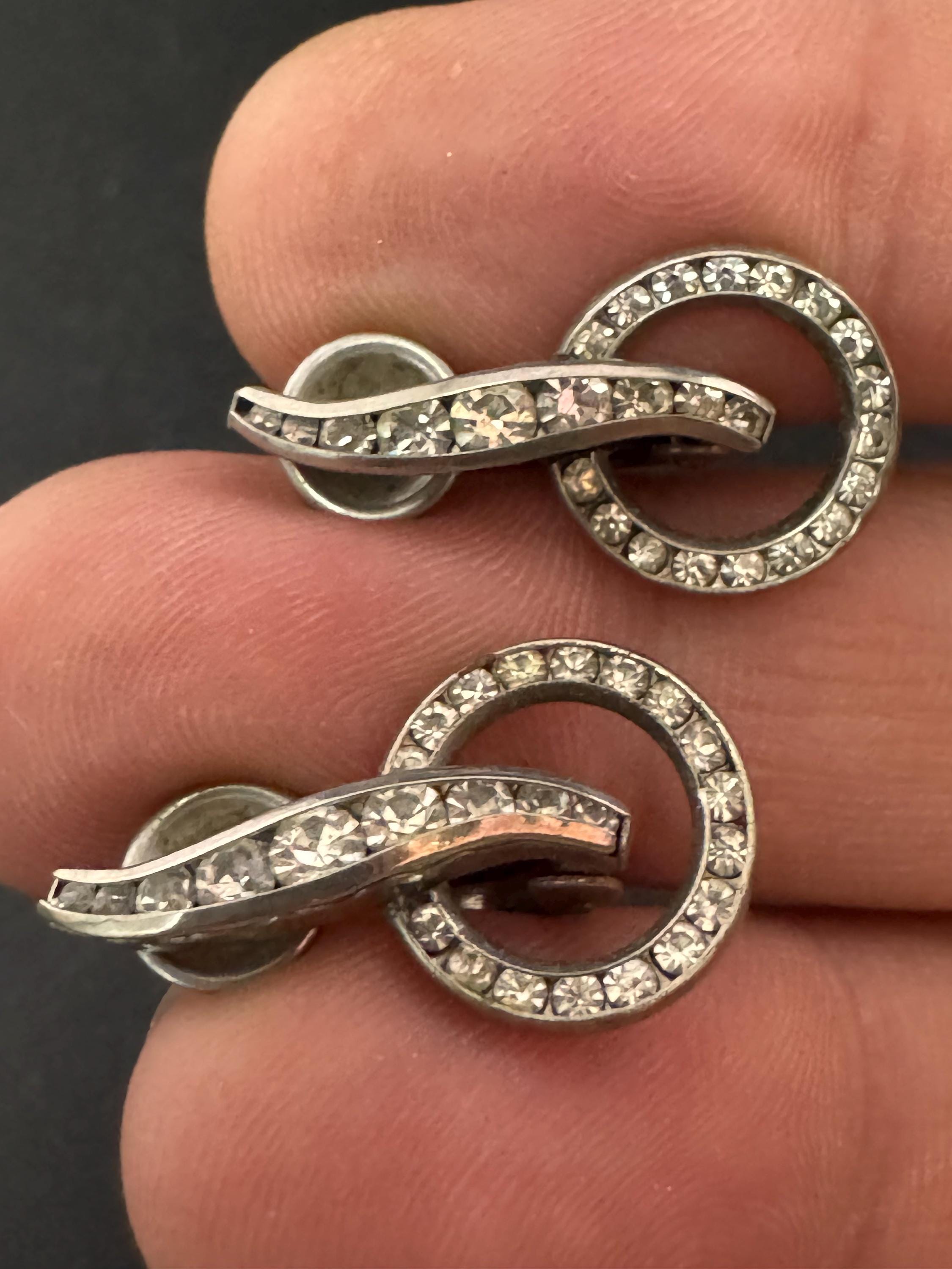 Vintage 1940s silver tone clear diamanté paste stud clip on earrings