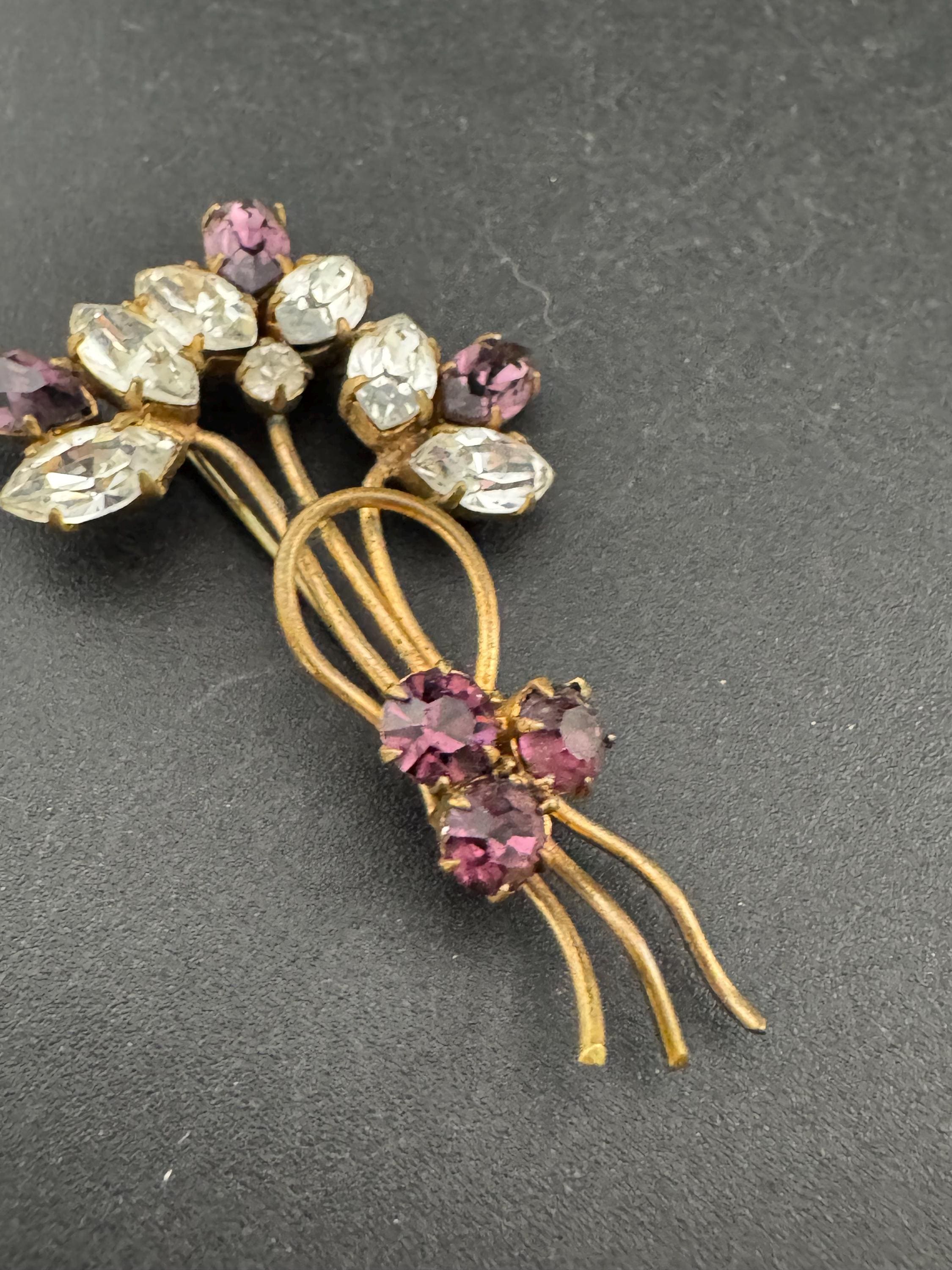 Vintage dainty amethyst purple glass rhinestone gold tone floral brooch , mid century
