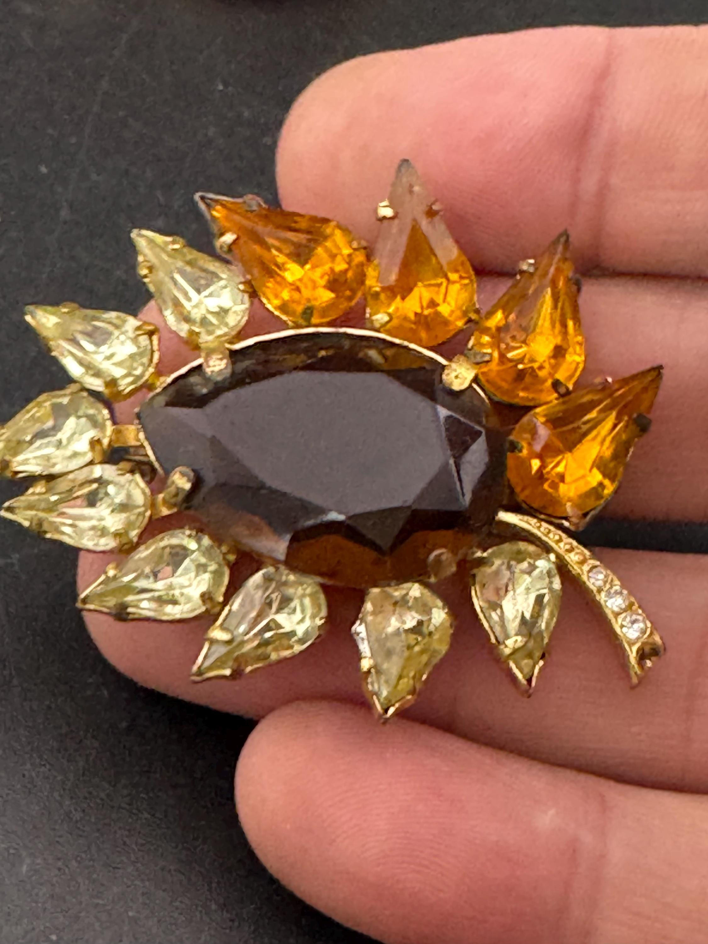 Uranium UV glass vintage orange citrine and brown cognac open back brooch 1950s