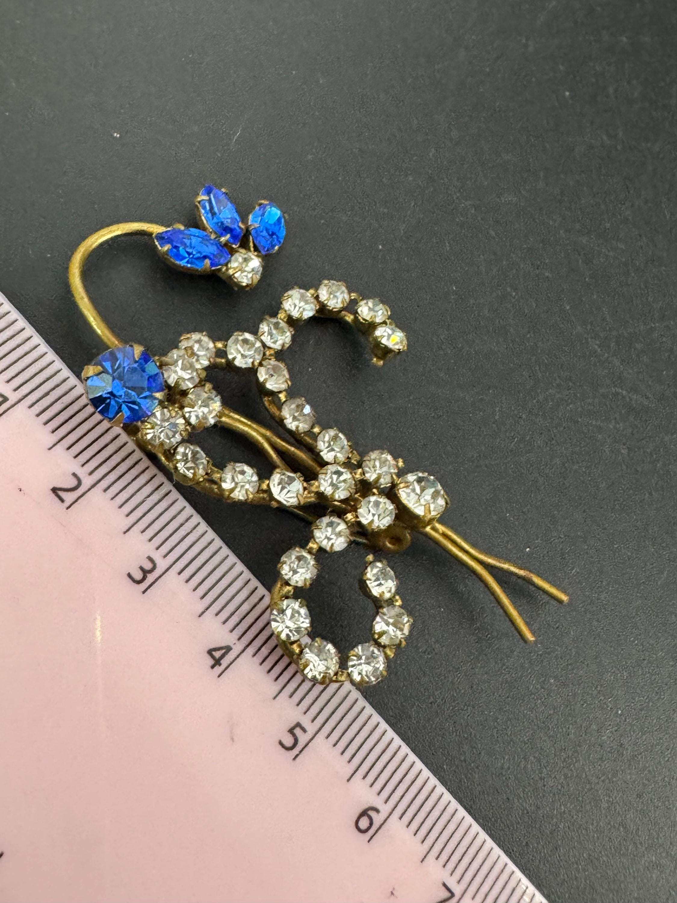Vintage sapphire blue Faceted glass Diamanté floral Brooch