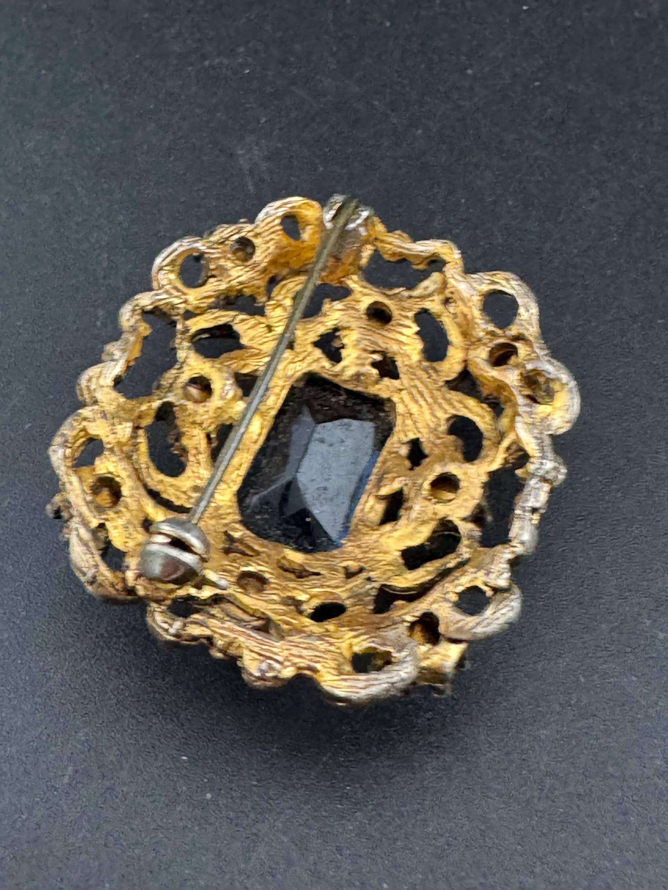 Vintage sapphire blue Faceted citrine glass Diamanté rectangular Brooch