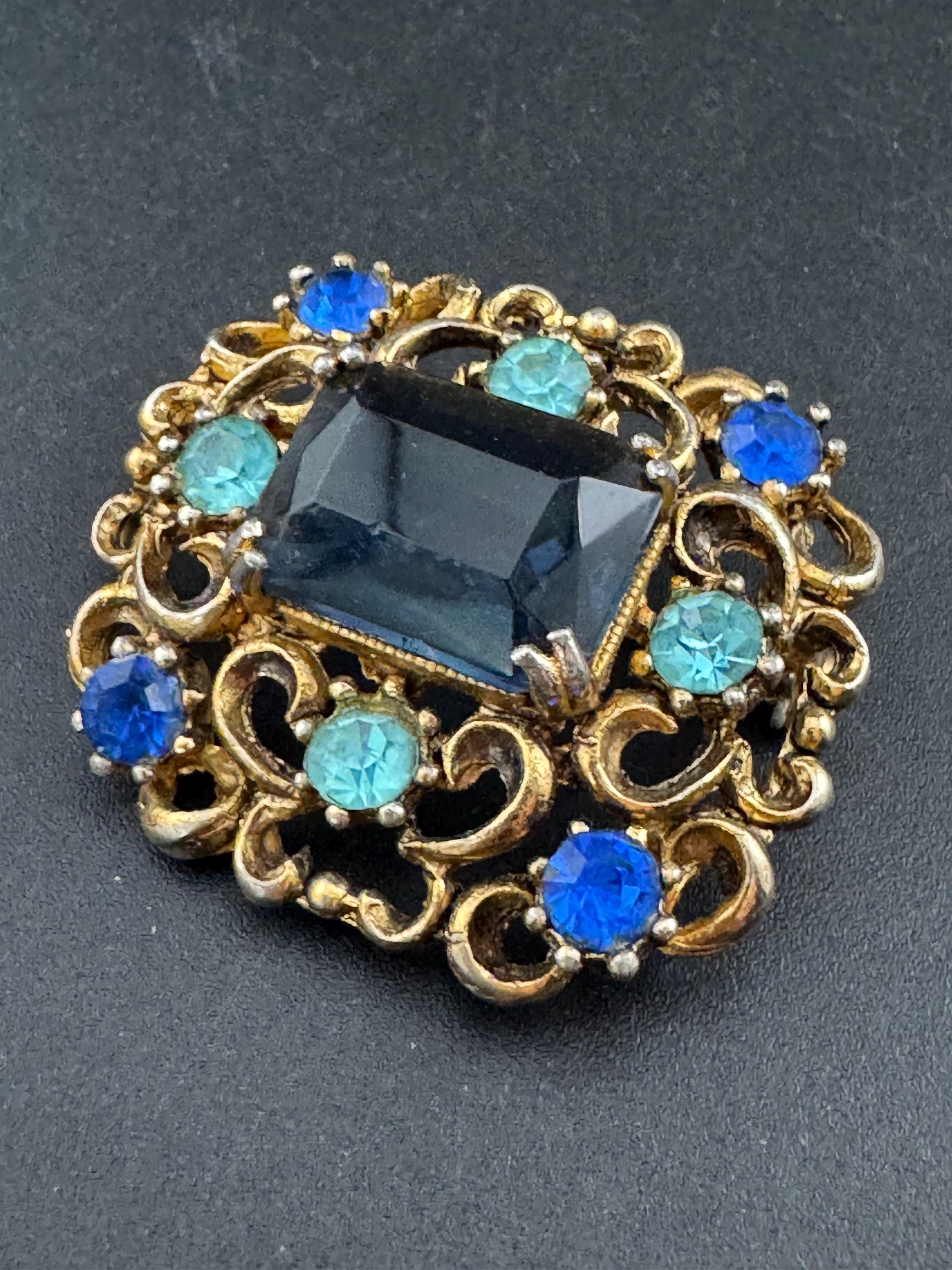 Vintage sapphire blue Faceted citrine glass Diamanté rectangular Brooch