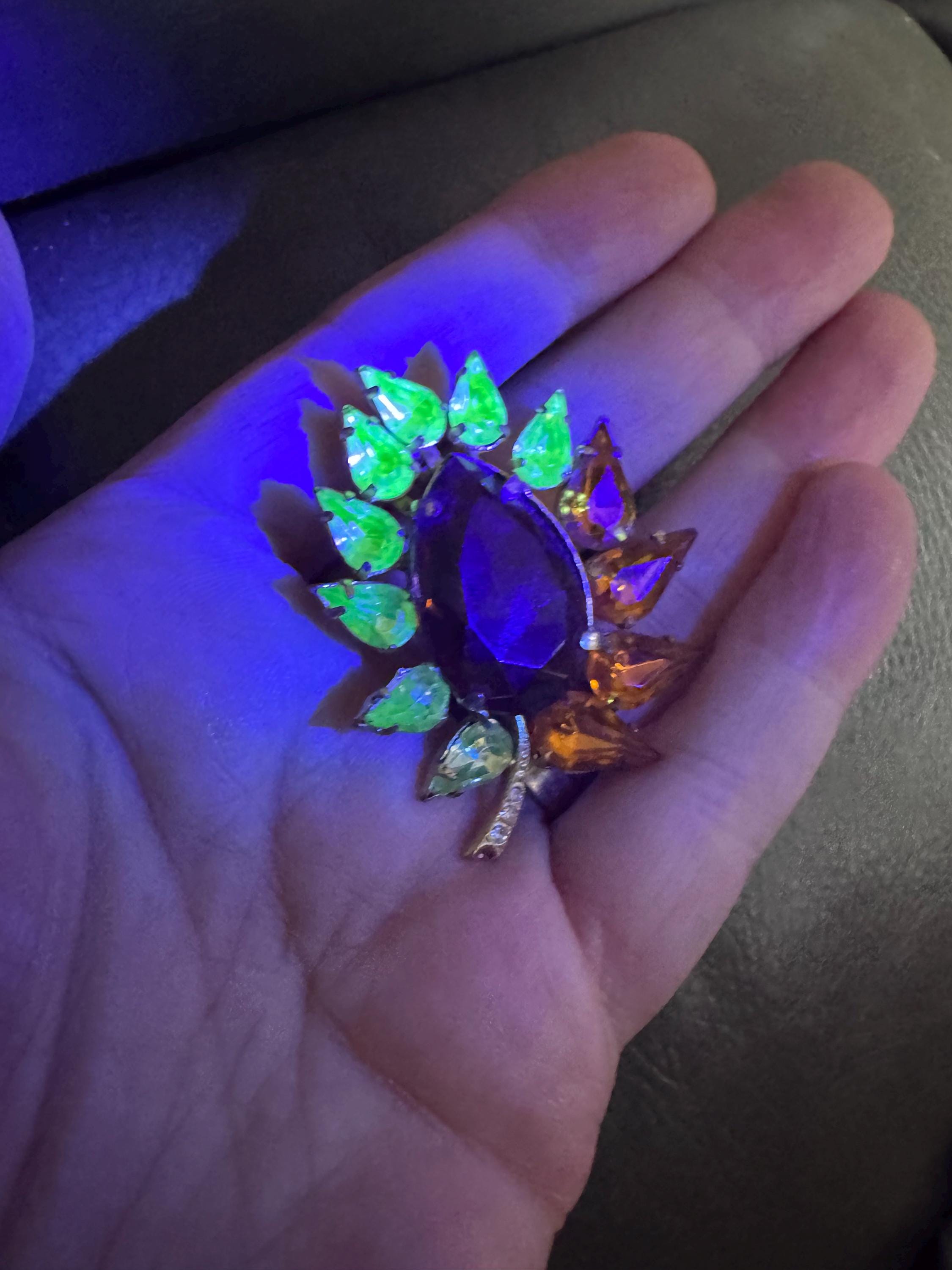 Uranium UV glass vintage orange citrine and brown cognac open back brooch 1950s