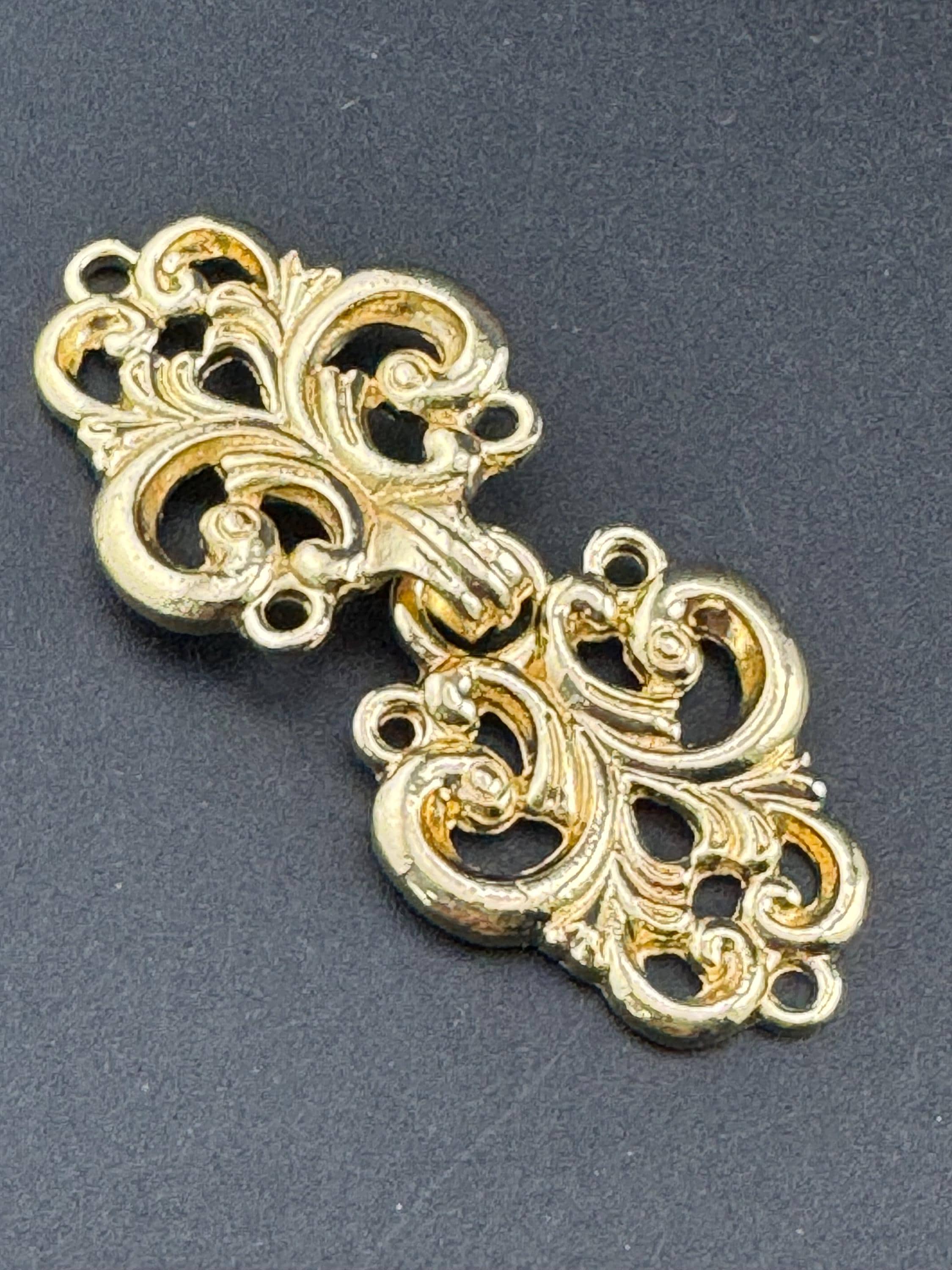 gold double belt buckle , sewing clothing cardigan cloak clasp