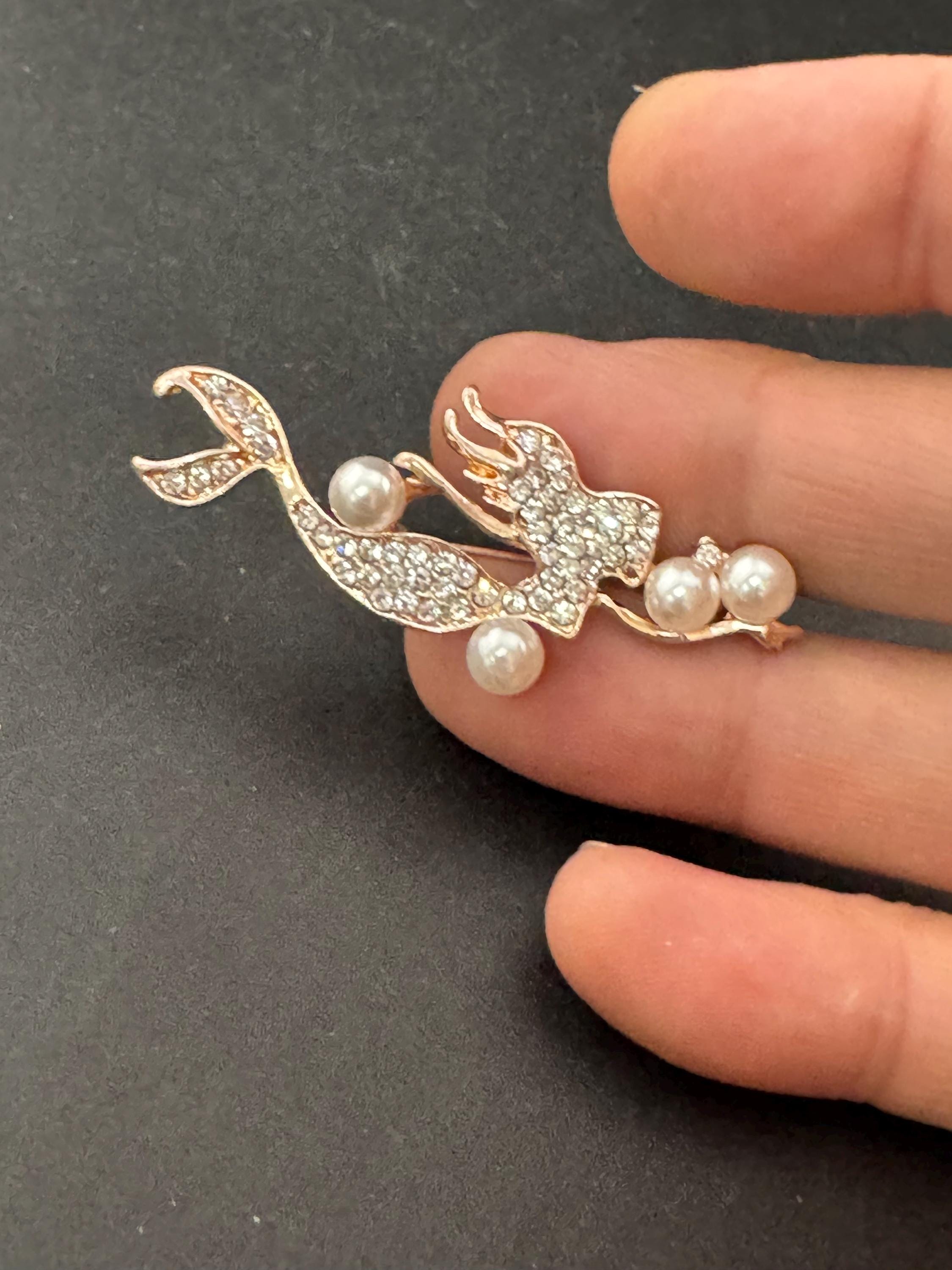 Retro small rose gold tone crystal and pearl diving mermaid brooch pin
