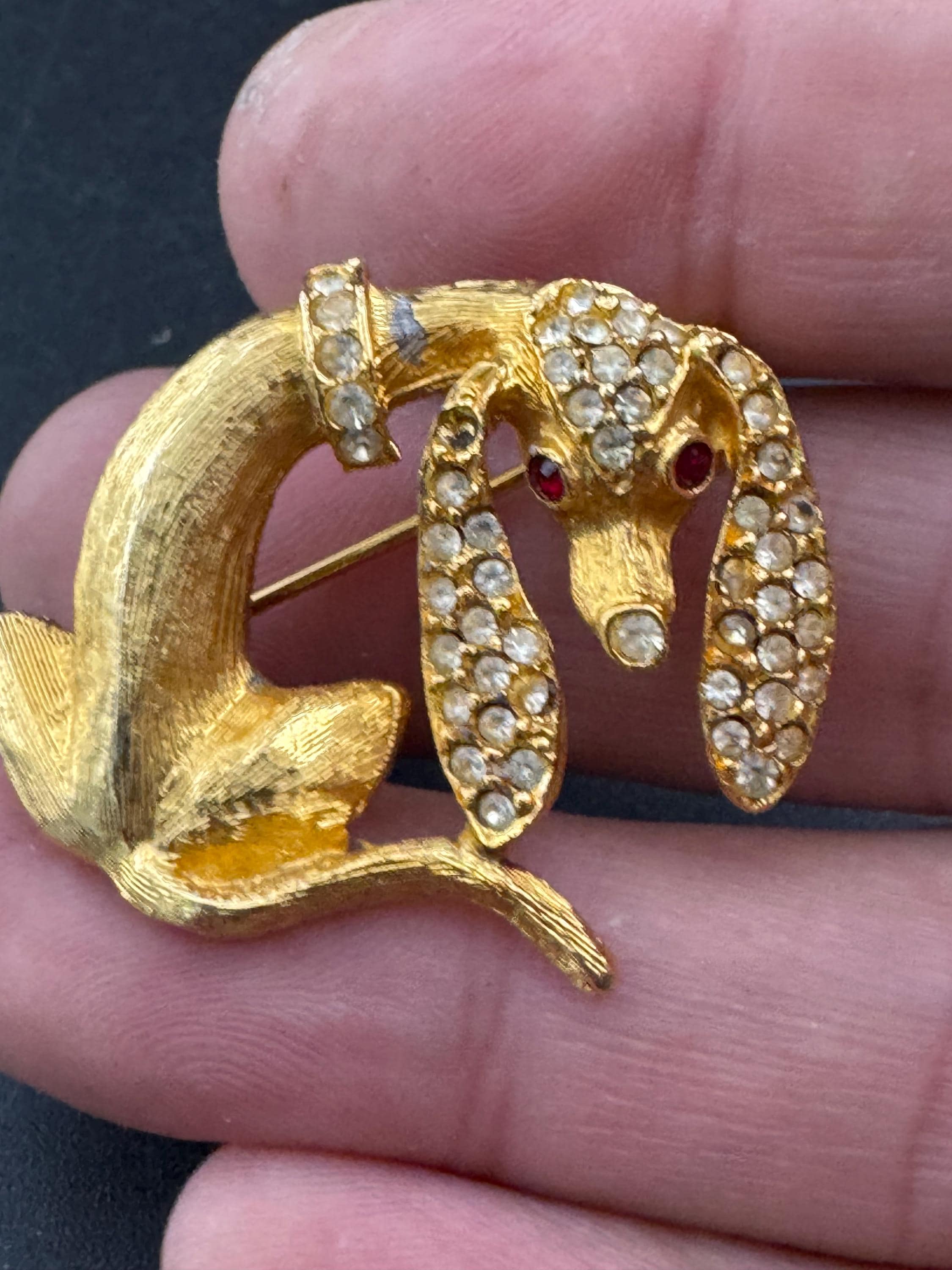 Mid century Dachshund sausage dog rhinestone brooch, Gold tone