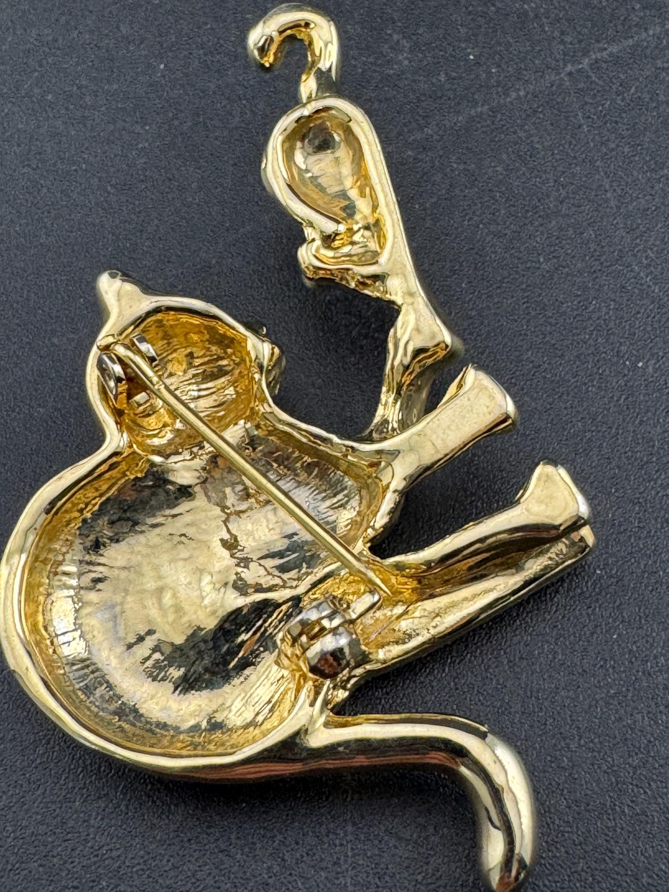 Vintage Crystal cat and mouse brooch, gold tone