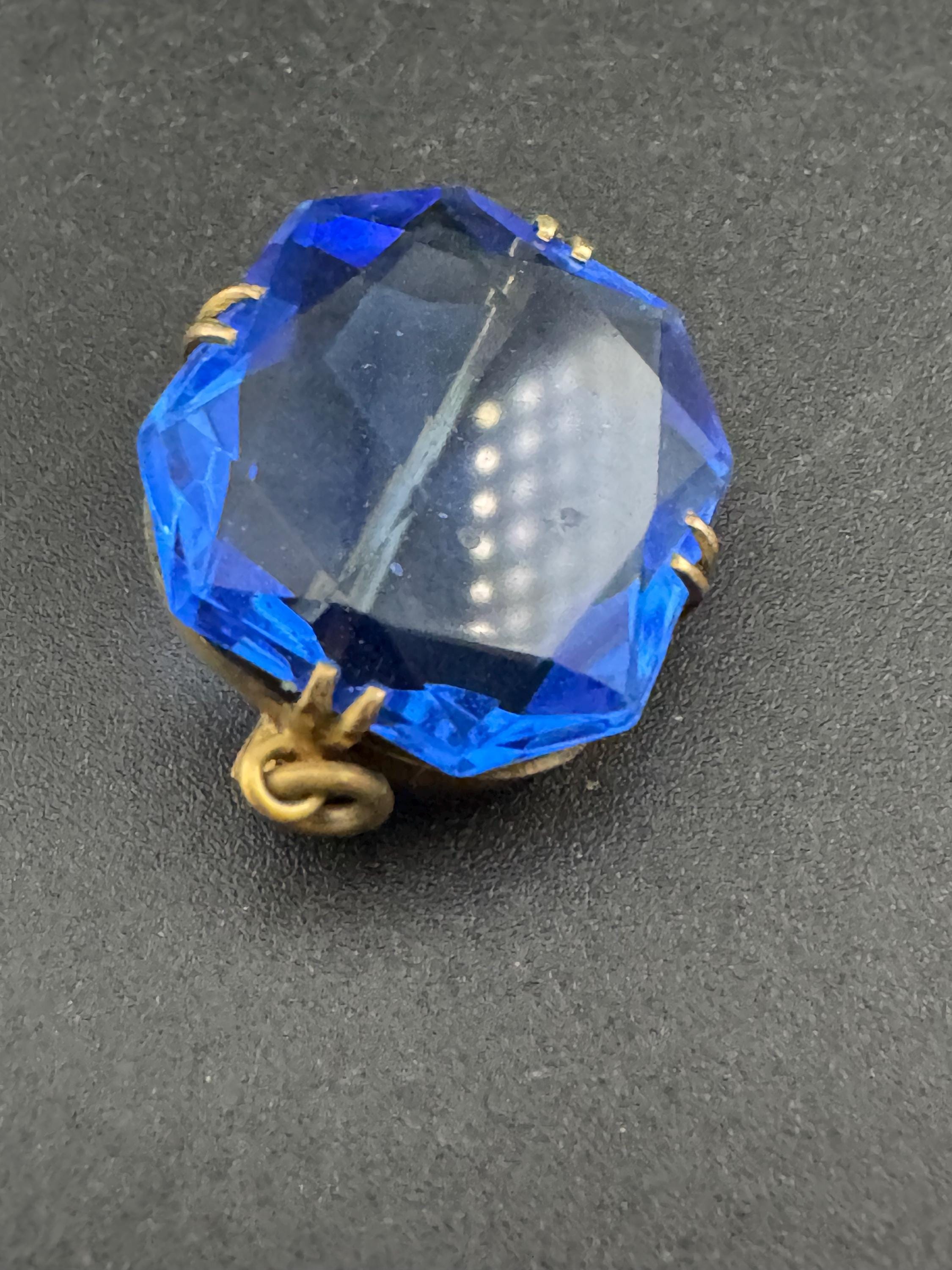 Antique Edwardian sapphire blue oval faceted glass pendant brooch, c clasp