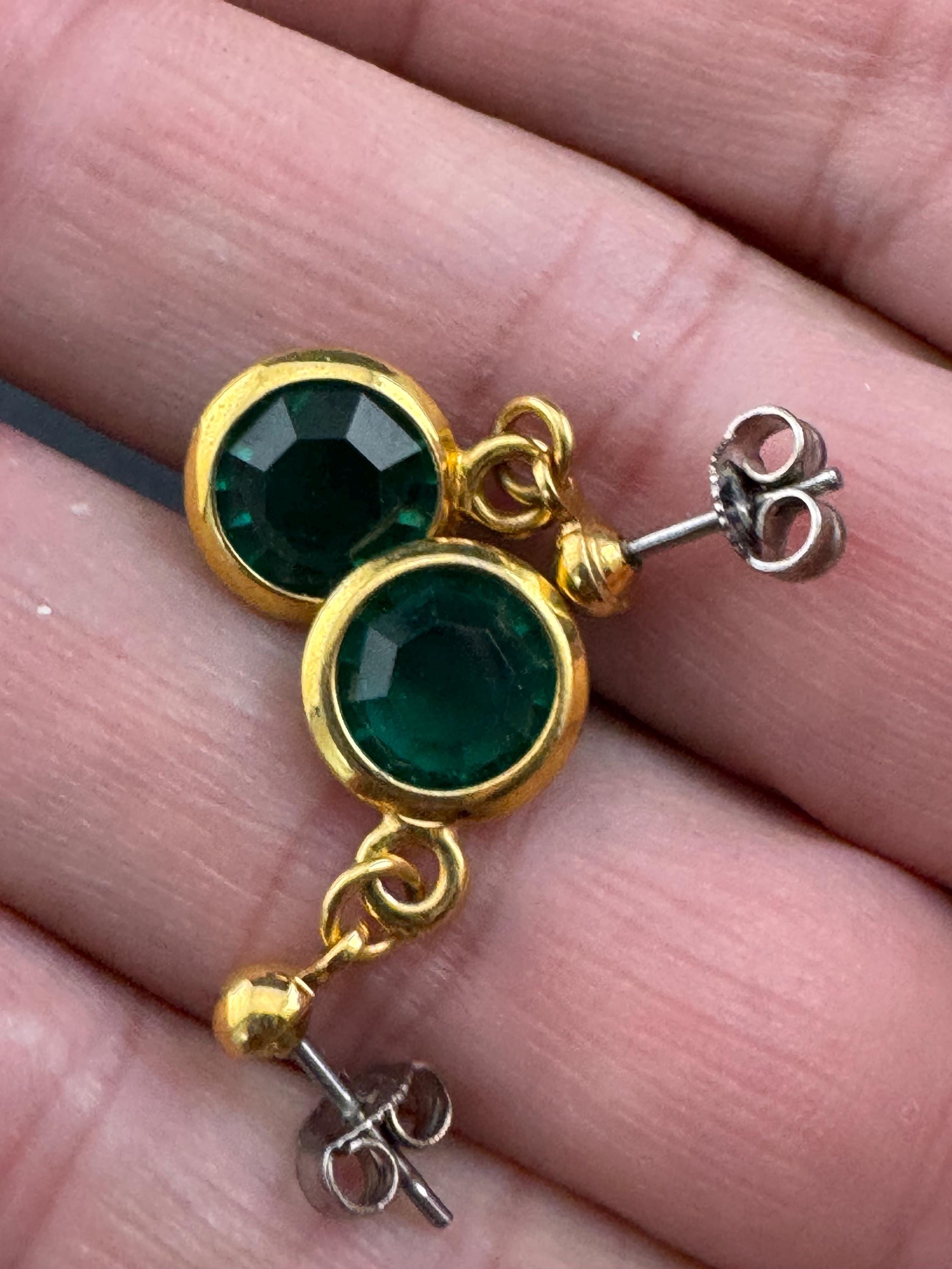 Vintage emerald green Glass Diamanté bezel rivière Earrings