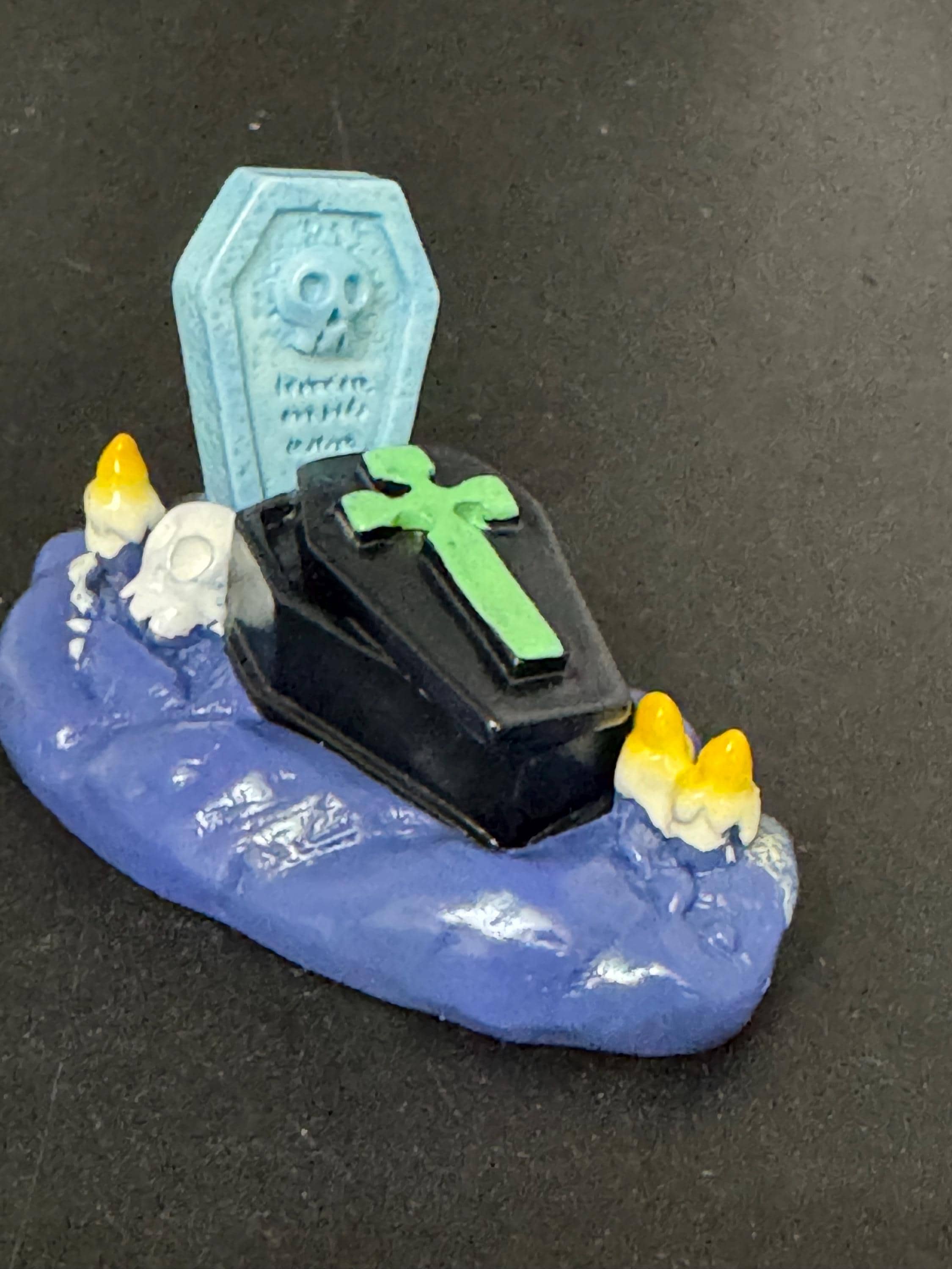 Mini spooky Halloween creepy haunted graveyard grave coffin cake topper decorations, craft scenery, reusable plastic