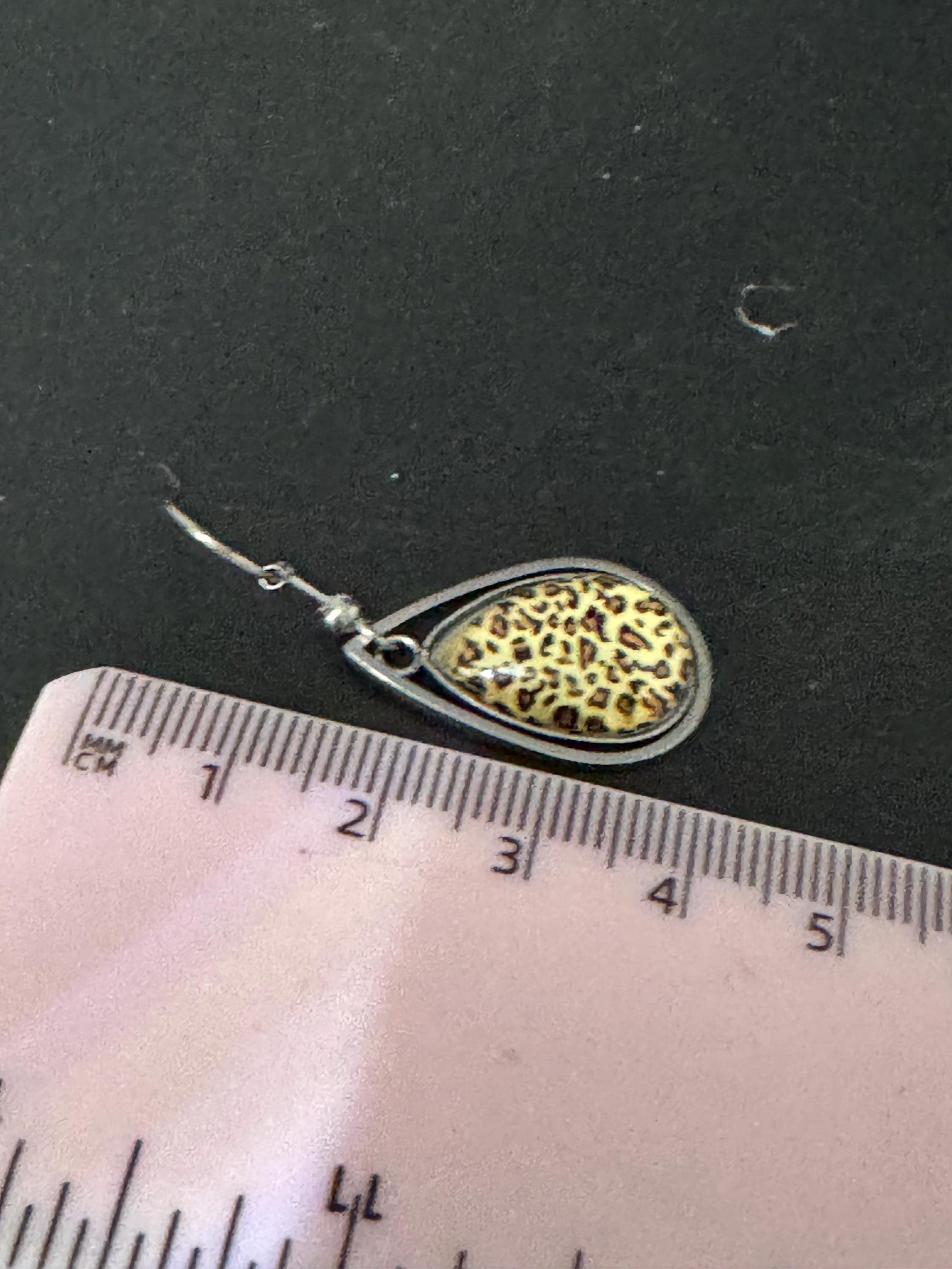 Handmade 4cm leopard print pierced teardrop earrings, stainless steel with glass cabochons