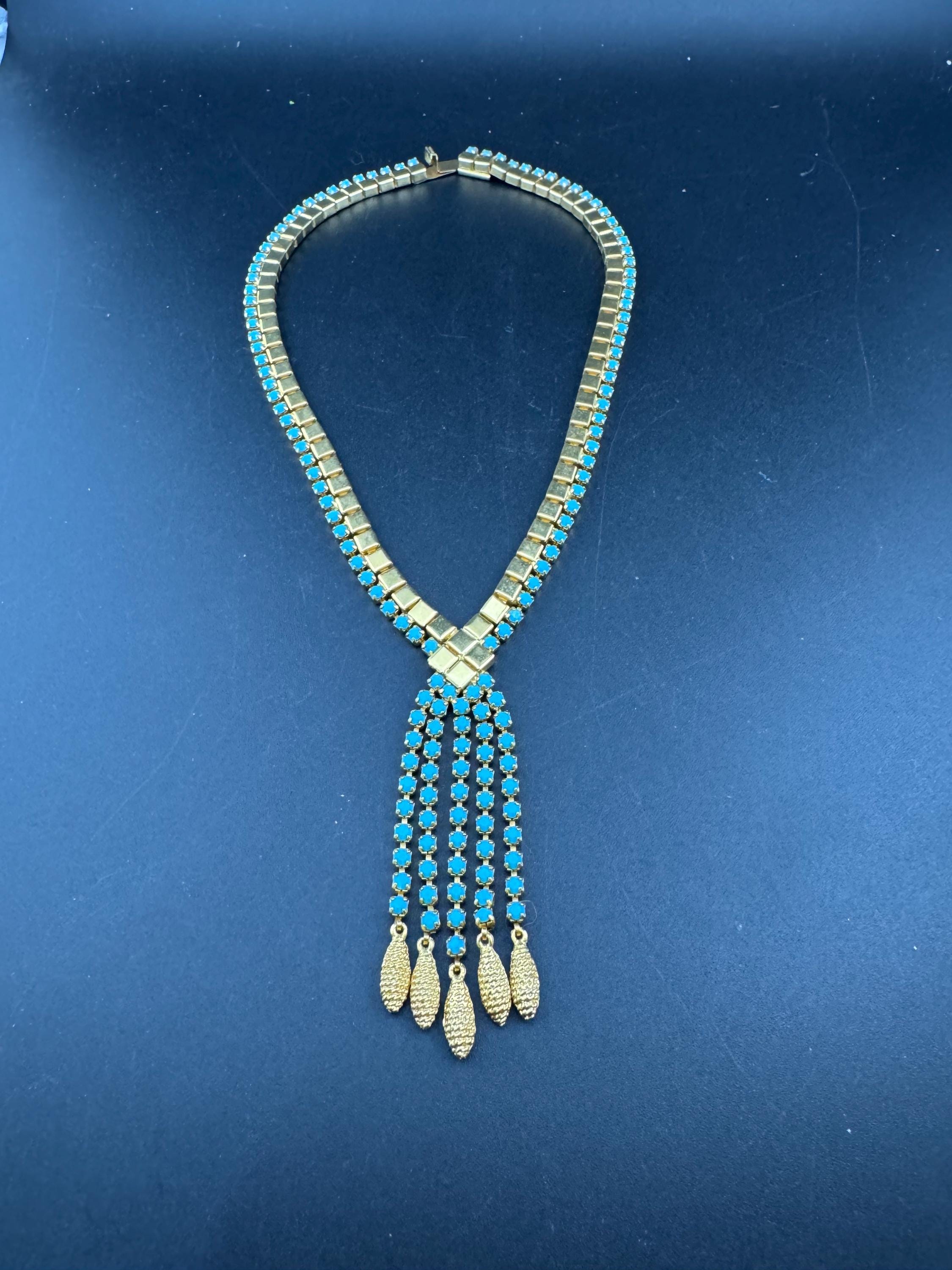 1970s gold tone penino mesh lariat drop necklace with turquoise glass paste