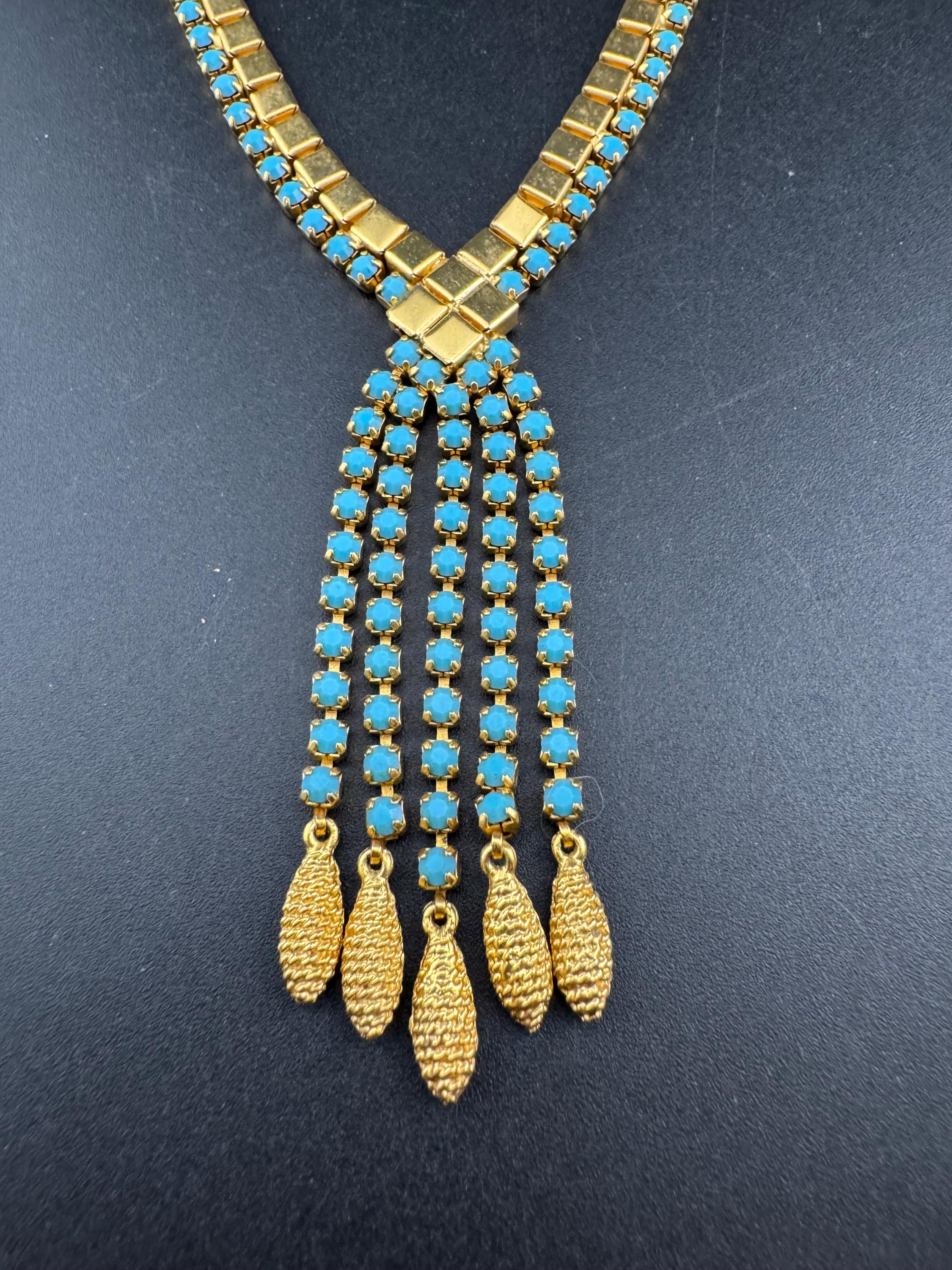 1970s gold tone penino mesh lariat drop necklace with turquoise glass paste