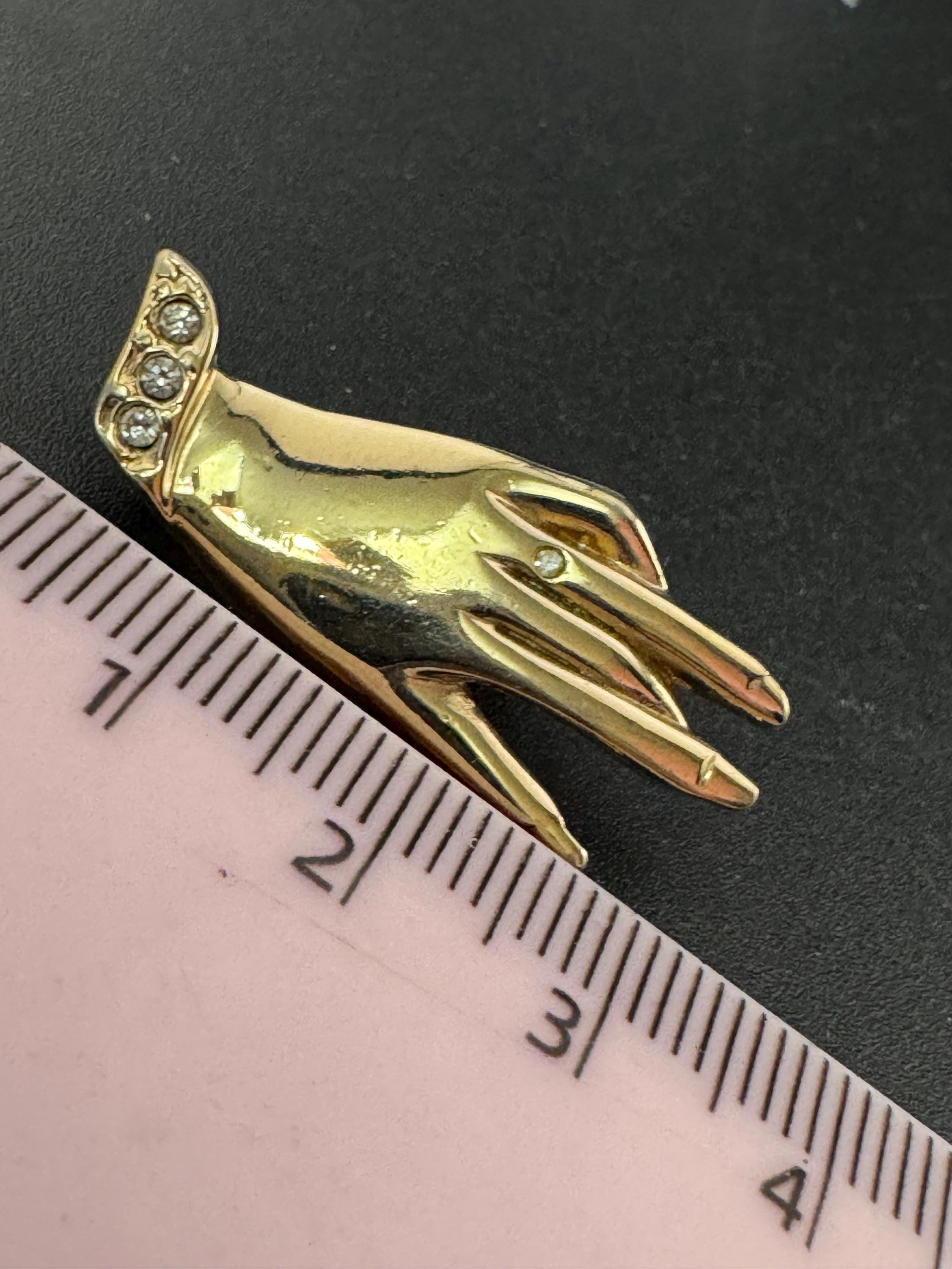 Signed Michelle Lynn ladies hand rhinestone brooch, designer