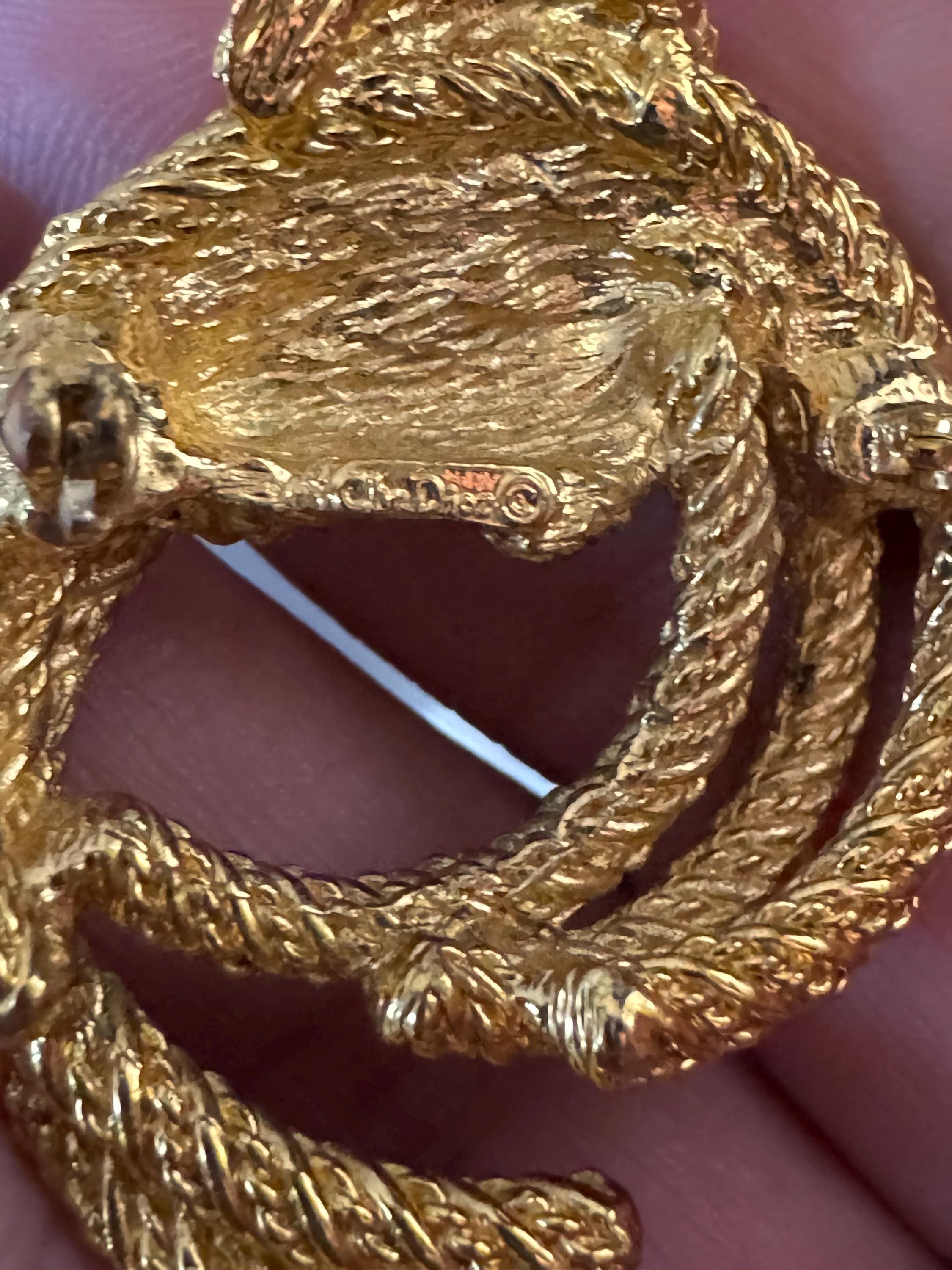 Signed Christian Dior modernist gold brooch , 5cm designer pin