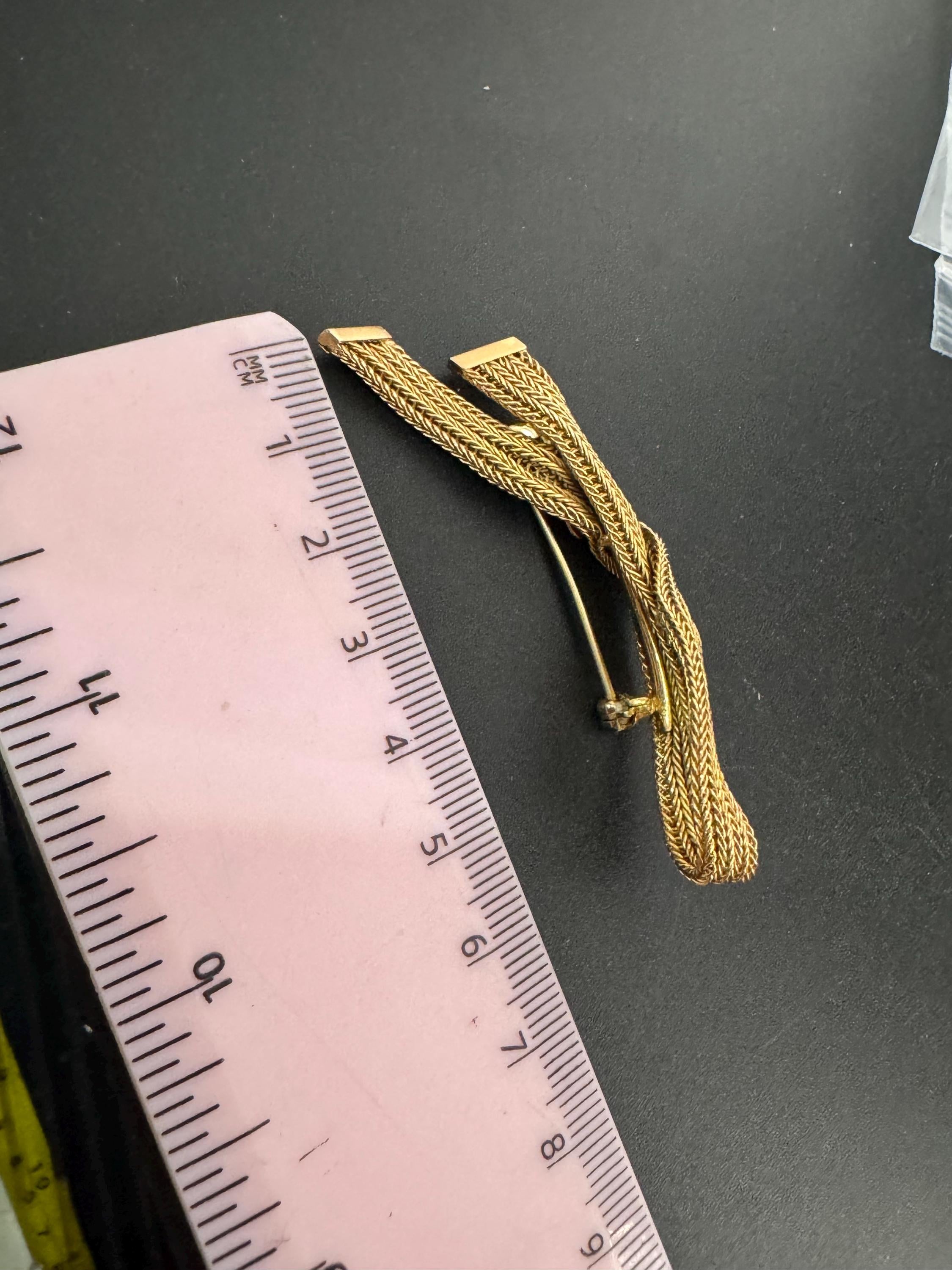 Signed 1957 grosse classic mesh knot brooch, designer gold plated