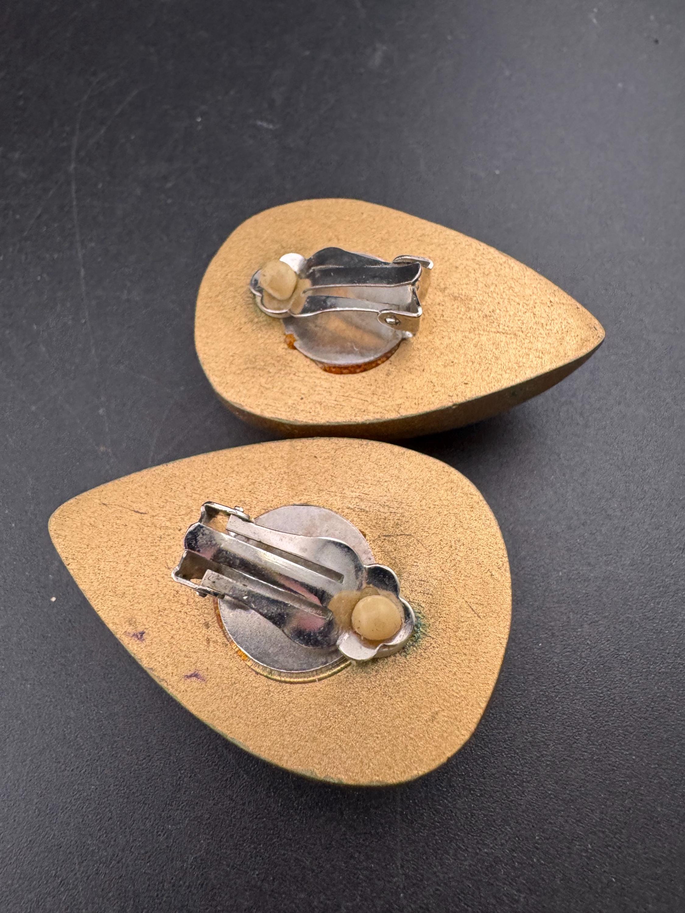 Oversized Vintage natural wooden teardrop gold clip on earrings 5cm