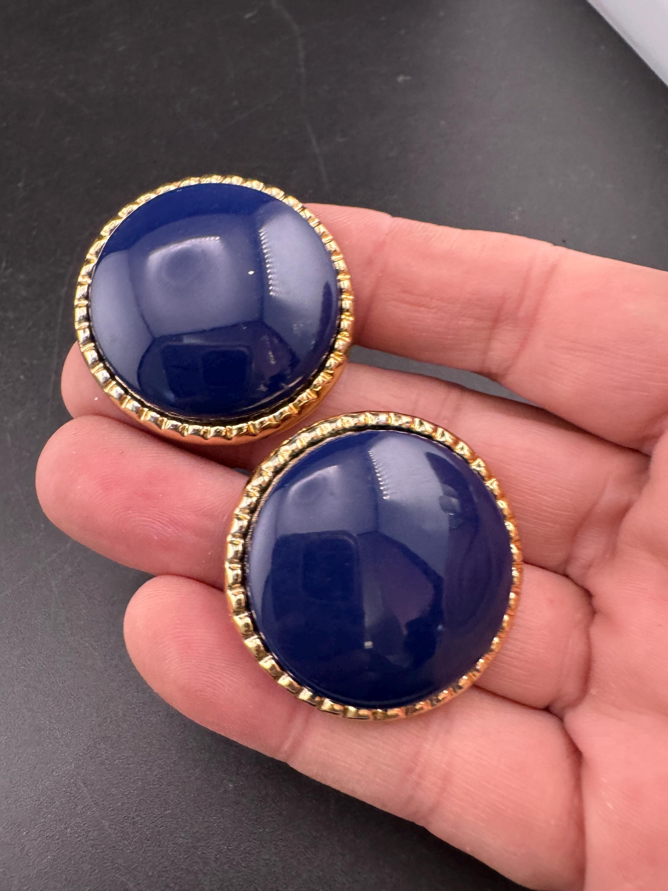Vintage plastic oversized navy blue and gold tone clip on earrings 3cm