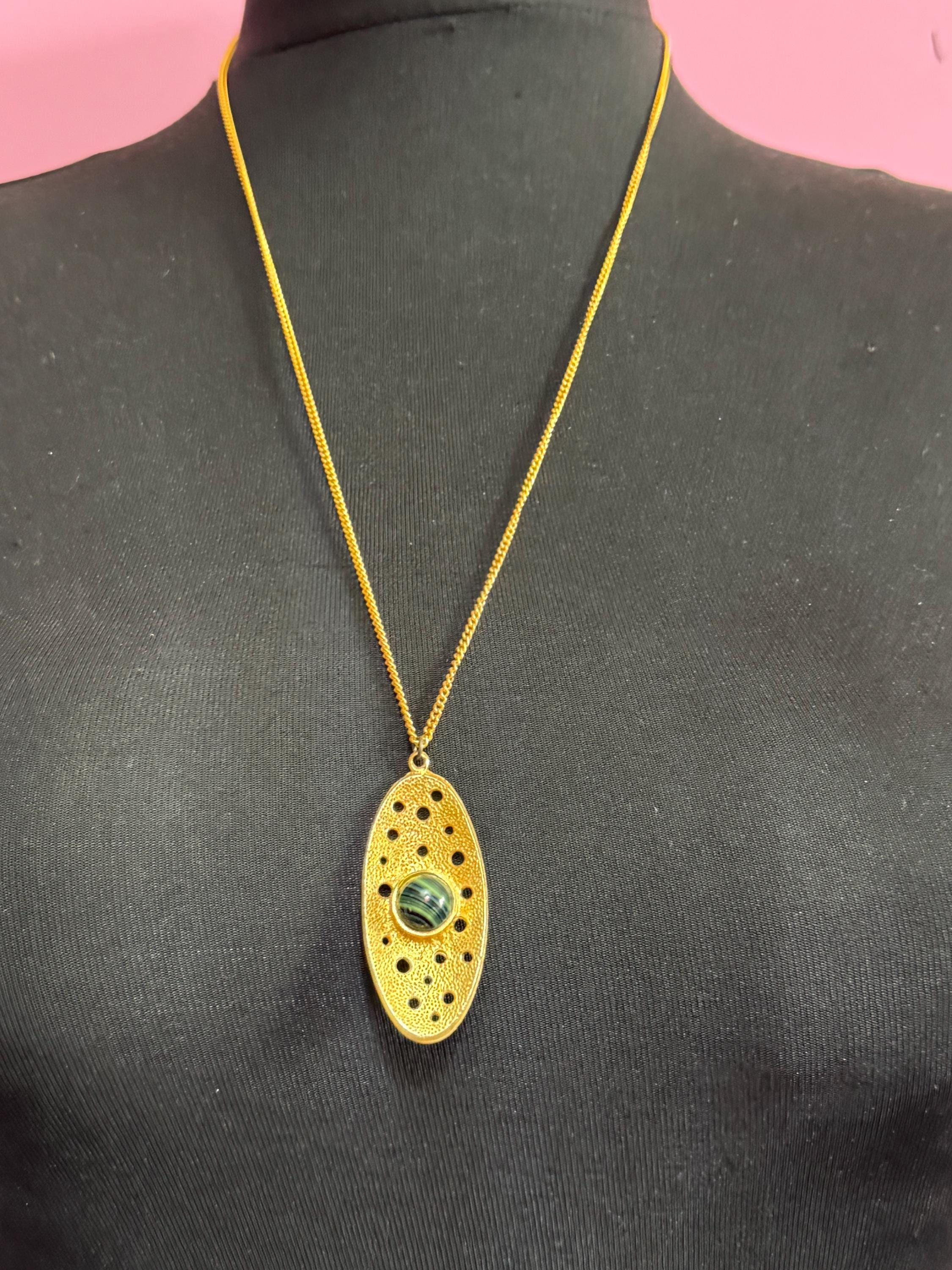 Vintage gold tone brutalist pendant with faux malachite oval cabochon