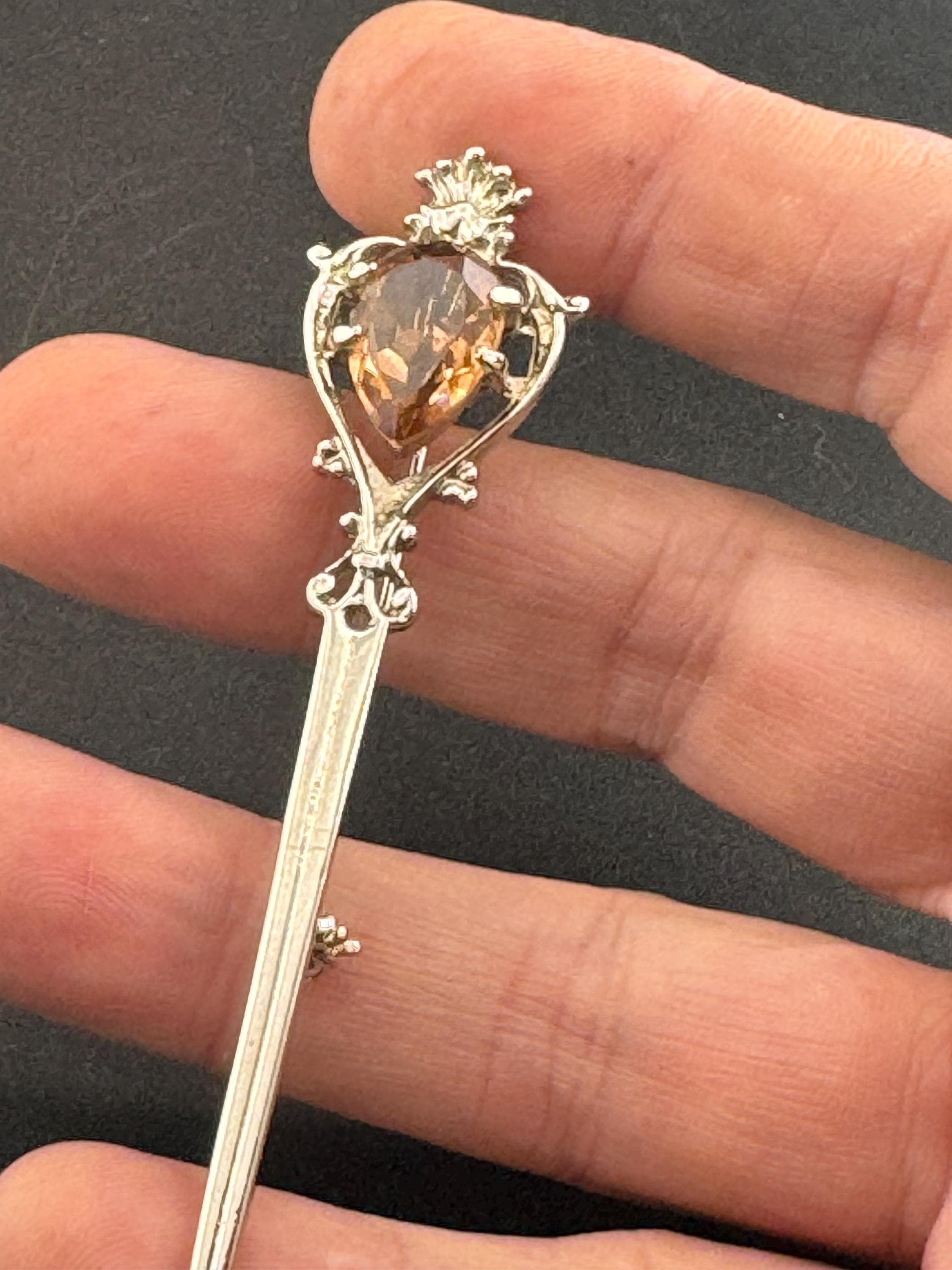 vintage Scottish dirk kilt pin Celtic brooch with topaz citrine glass