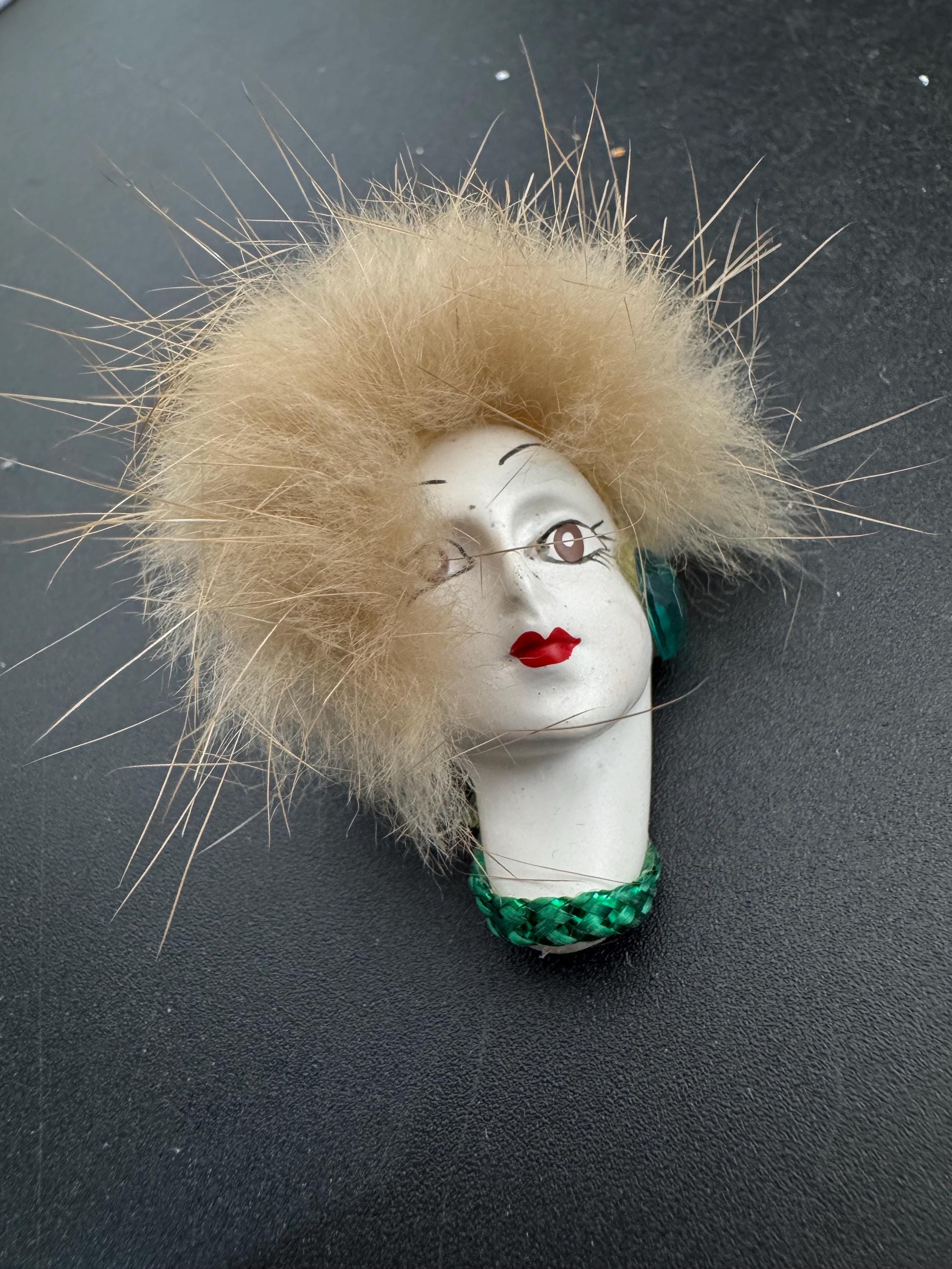 vintage flapper face brooch, art deco lady pin with fur and emerald earring