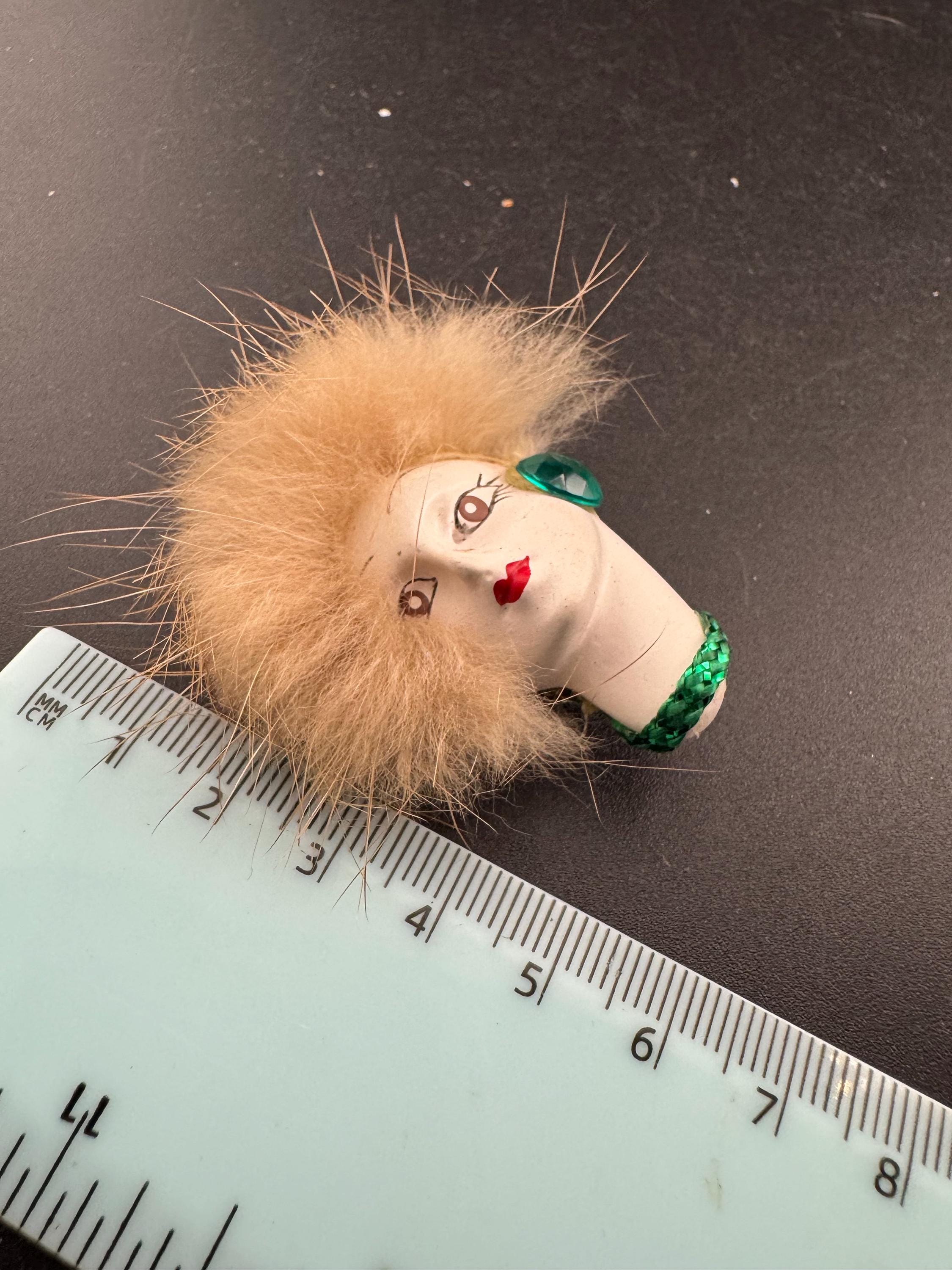 vintage flapper face brooch, art deco lady pin with fur and emerald earring