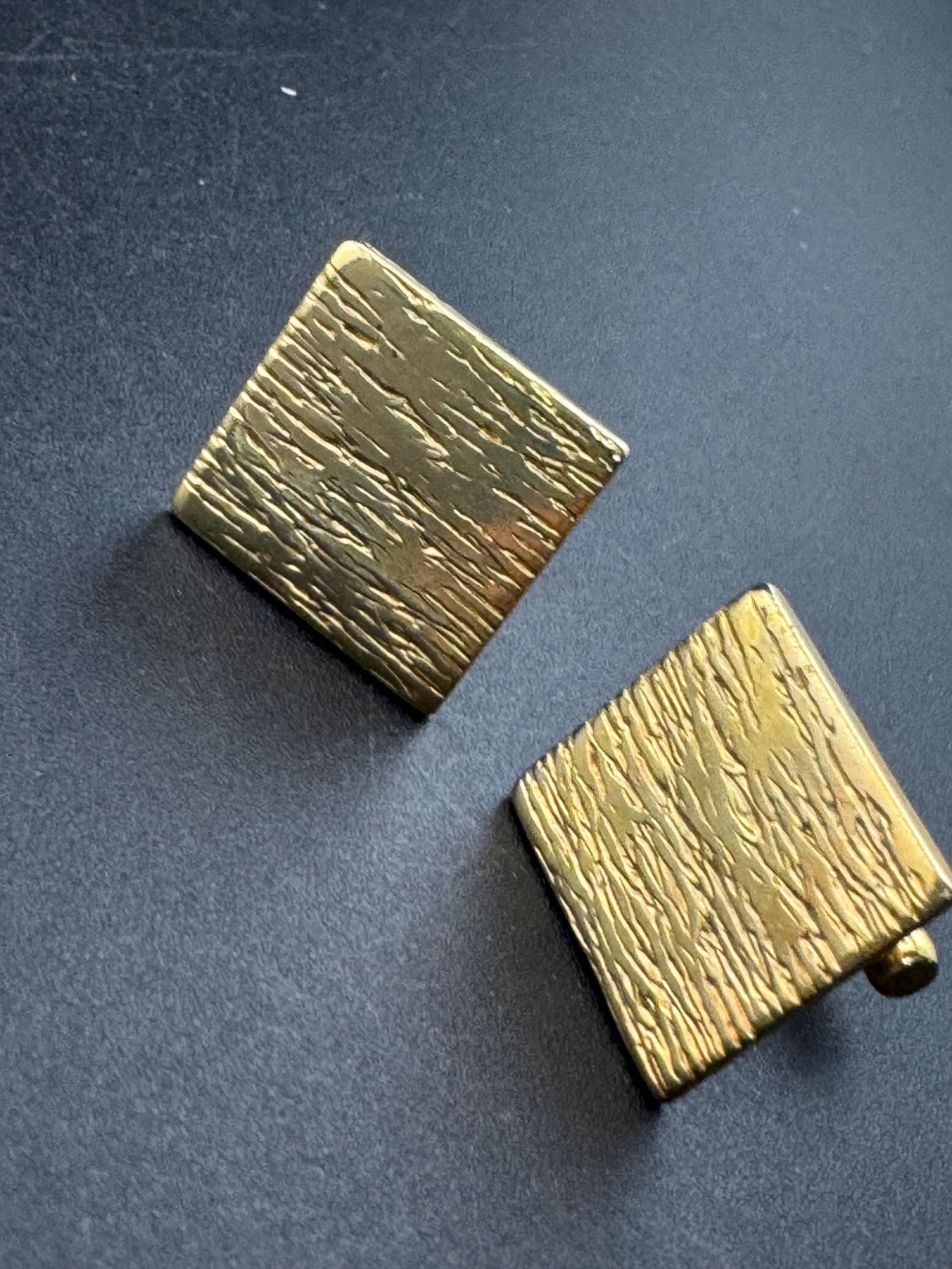 Brutalist 1970s men’s bark cufflinks vintage modernist design