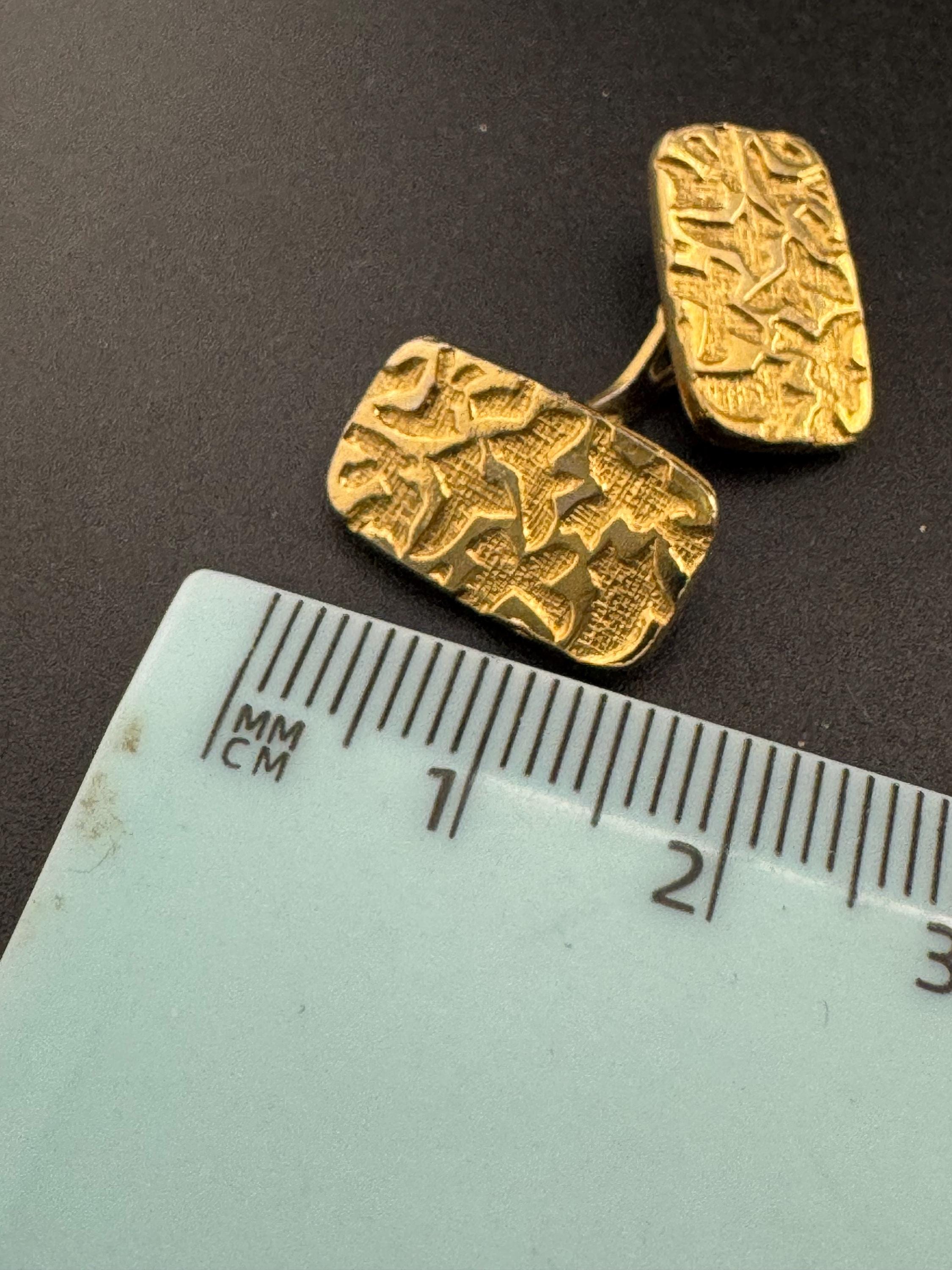 Vintage men’s brutalist chain linked pair cufflinks , gold textured finish