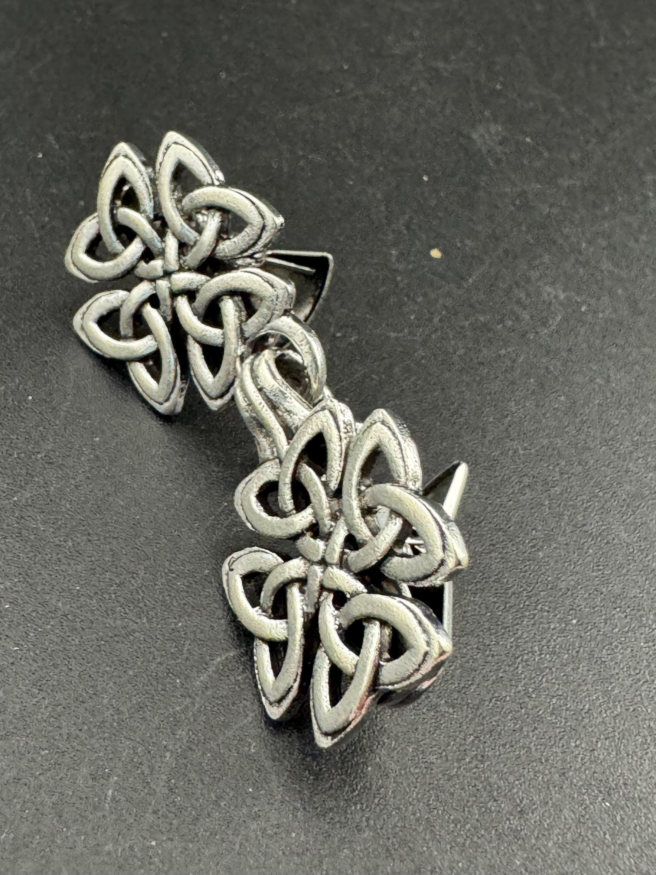Silver Celtic Scottish style cardigan cloak clasp clip, spring hinged closure