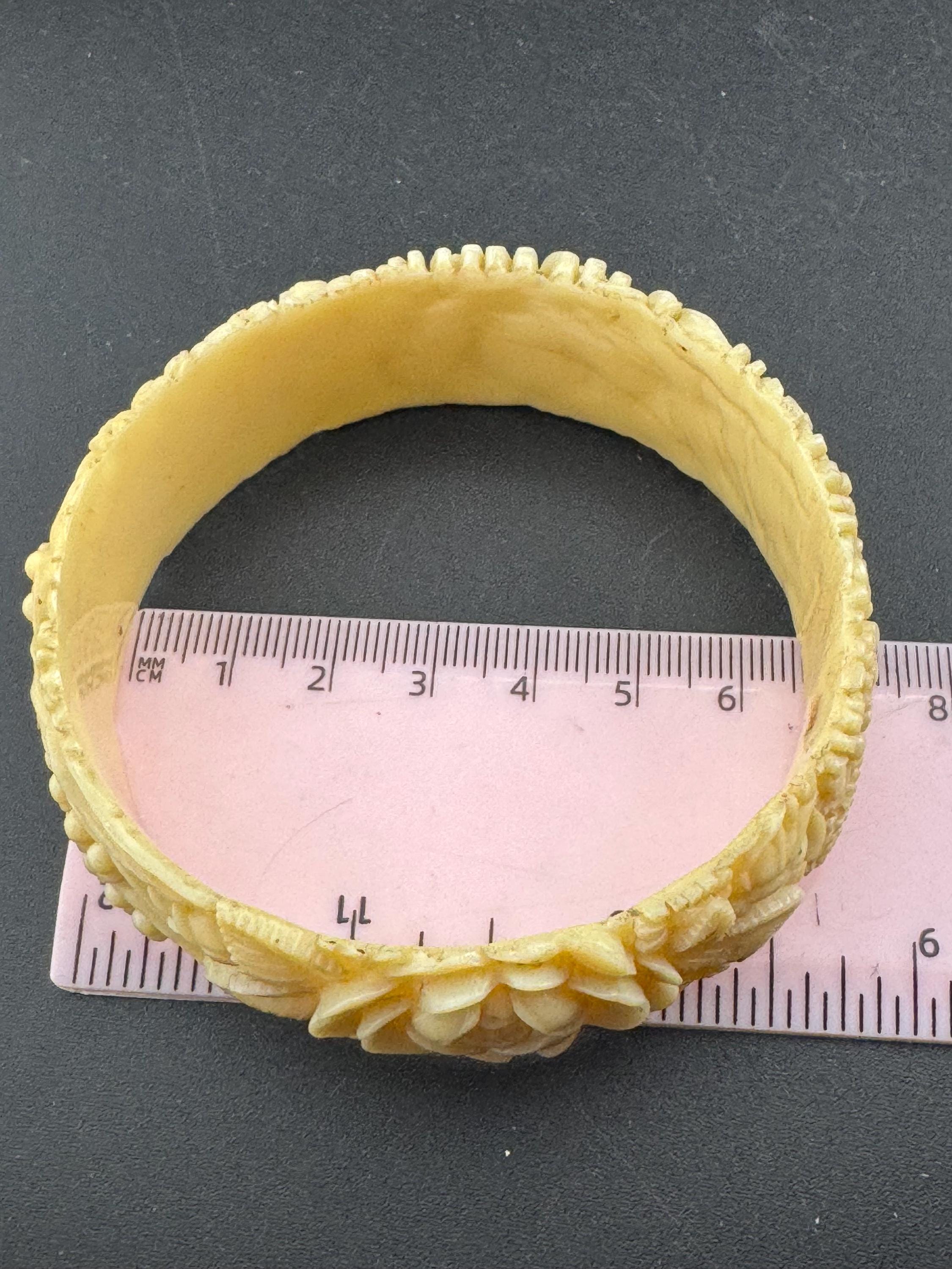 Antique Vintage Early Plastic Faux Bone Horn Celluloid Carved Bangle Bracelet