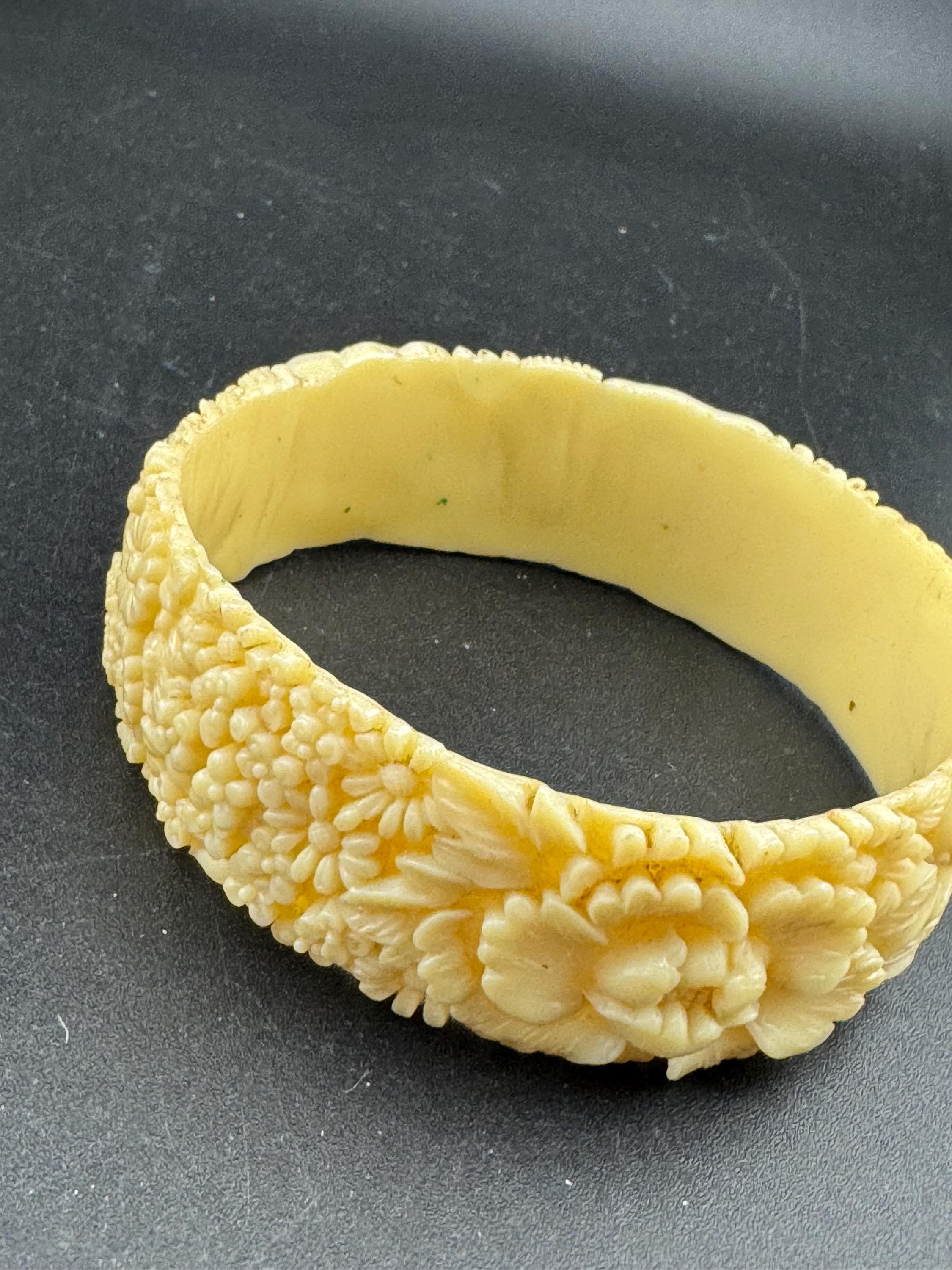 Antique Vintage Early Plastic Faux Bone Horn Celluloid Carved Bangle Bracelet