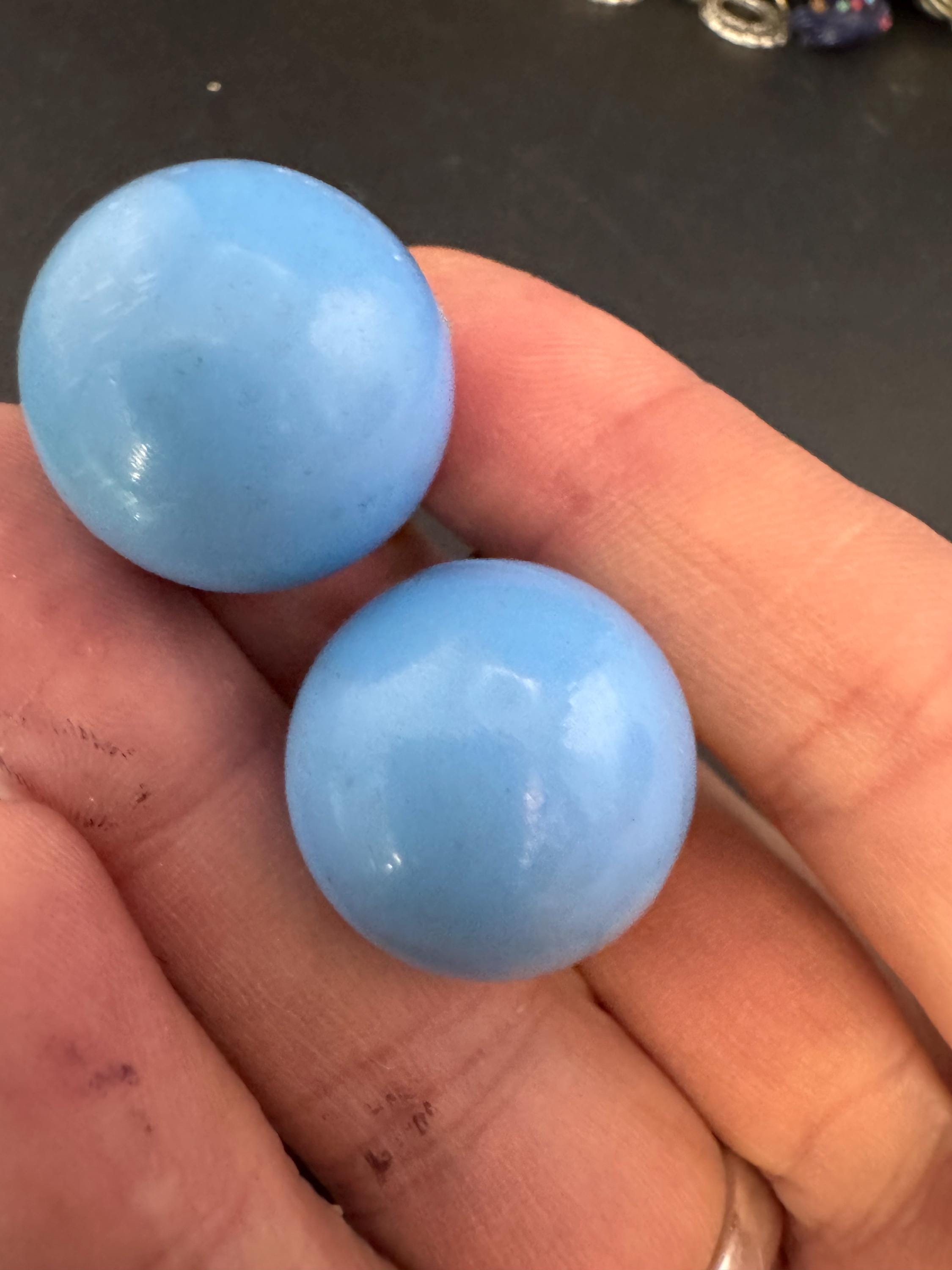 Vintage 2cm round mid blue plastic ball clip on earrings 1960s