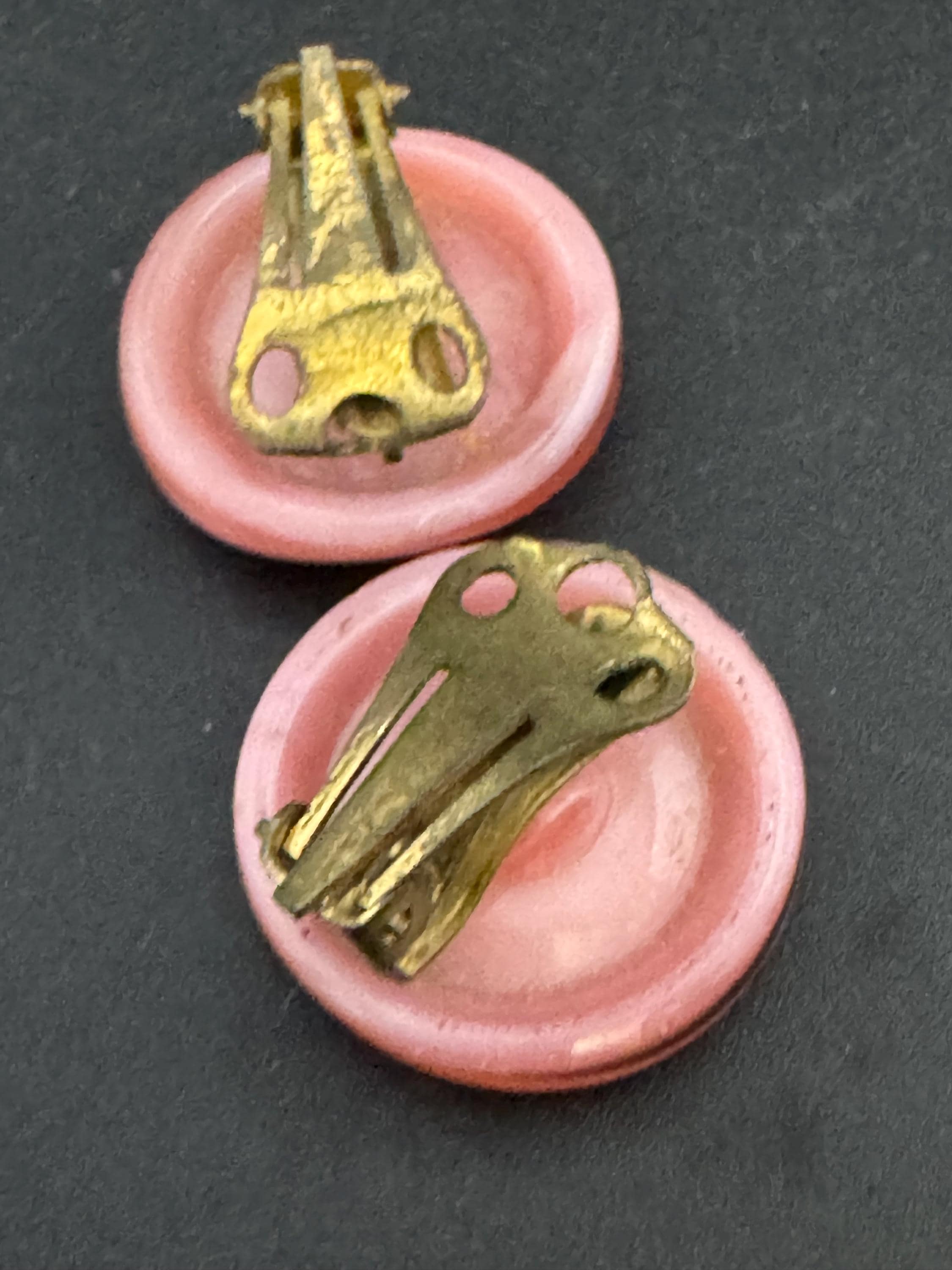 Vintage 2cm pink gold lustre glass button Clip On Earrings