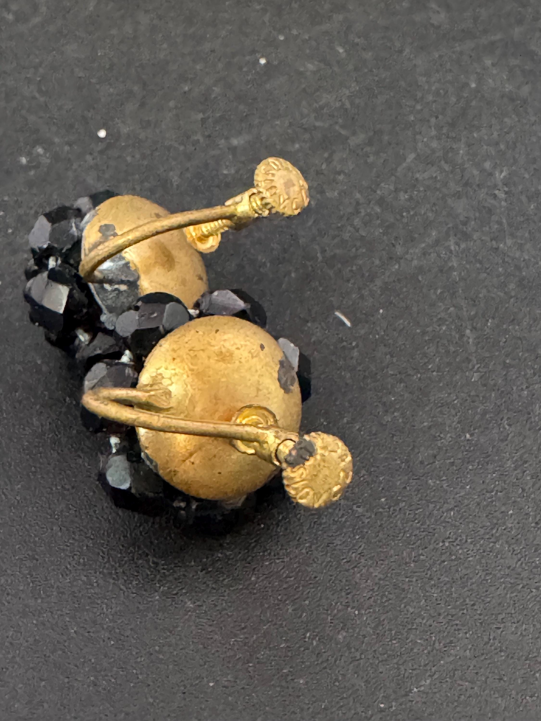 Vintage czech black faceted glass beaded cluster screw back clip on earrings
