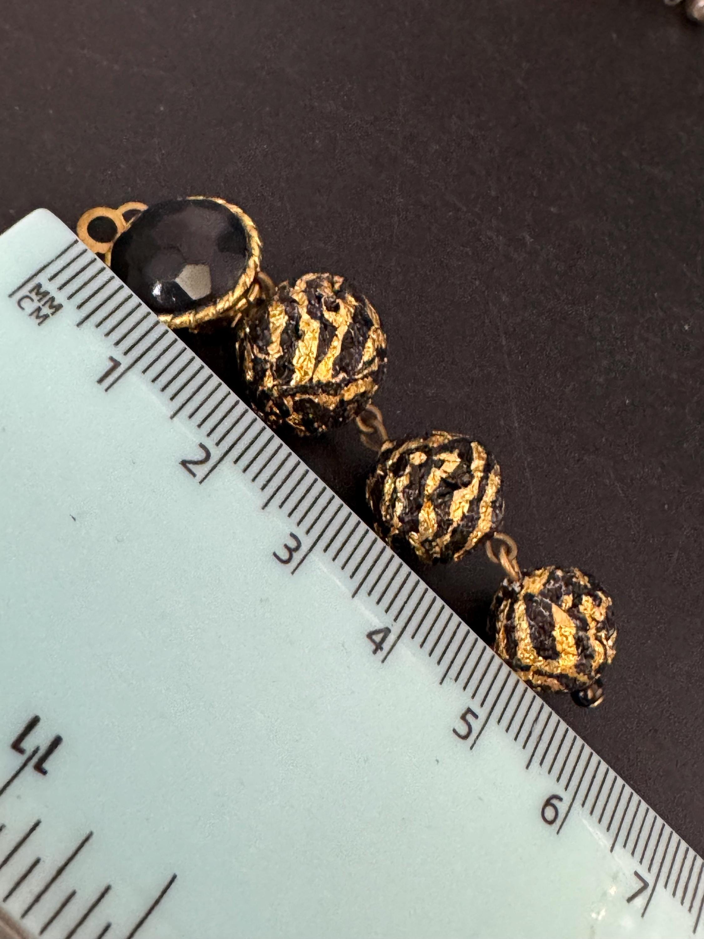 1950s Black and gold plastic beaded pair dangly drop clip on earrings