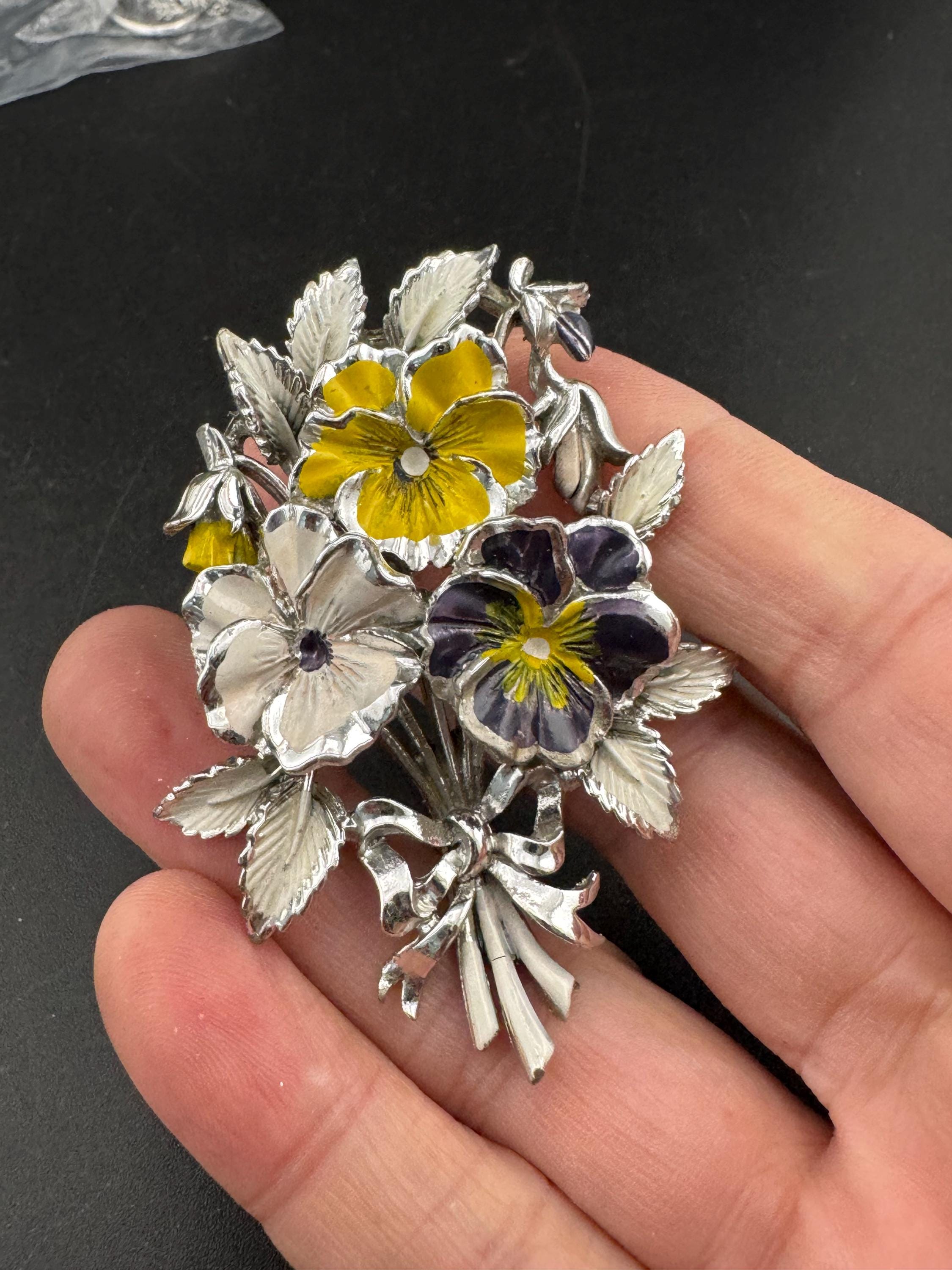 Vintage Enamel Exquisite floral birthday series brooch, purple pansey flowers